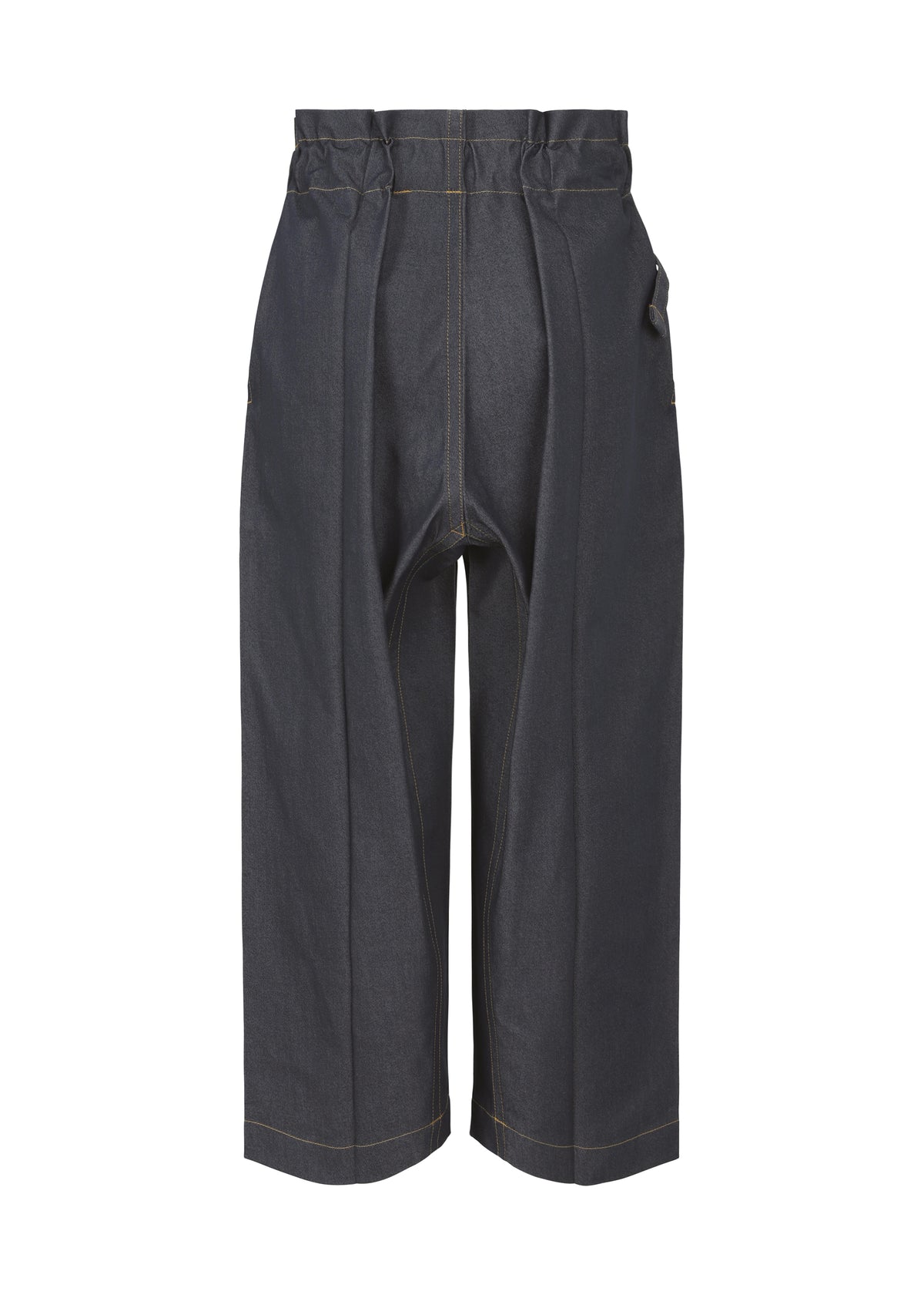 FLAT DENIM – isseymiyake.com