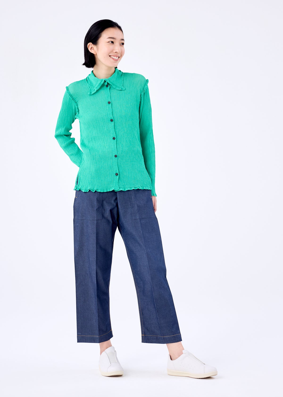 SEE-THROUGH CREPE – isseymiyake.com