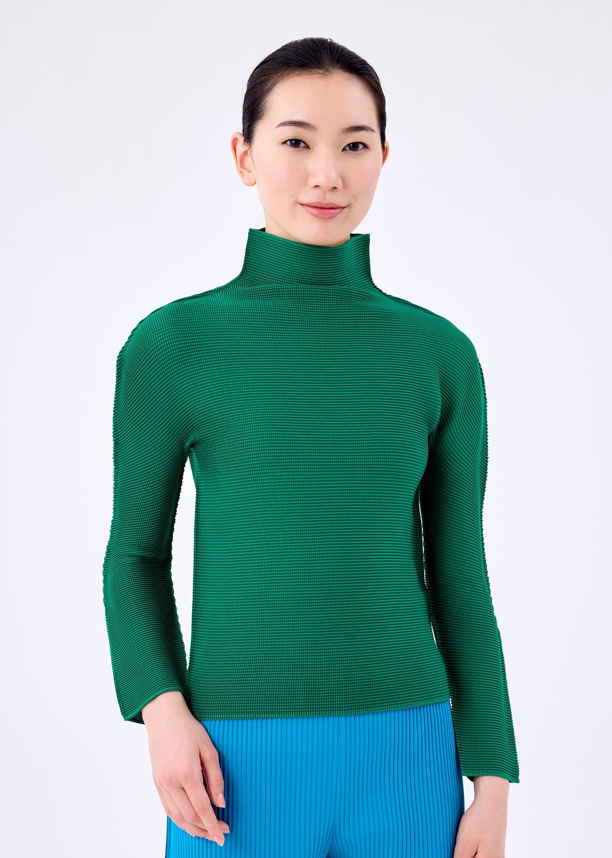 STRETCH PLEATS 4 – isseymiyake.com