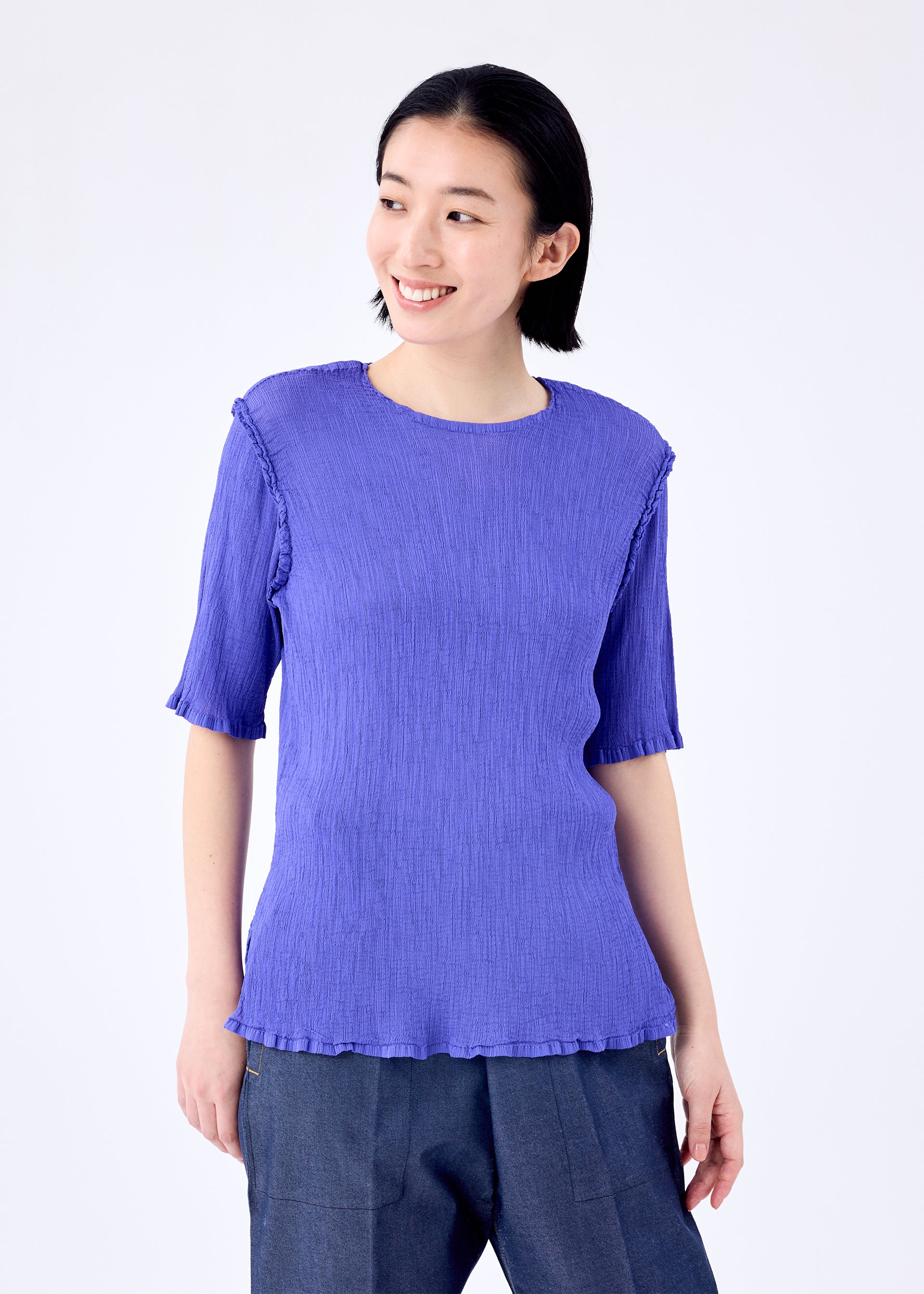 ⭐️最終価格⭐️meイッセイミヤケシースルークレープトップス極美品❣️ ⭐️最終価格⭐️meイッセイミヤケシースルークレープトップス極