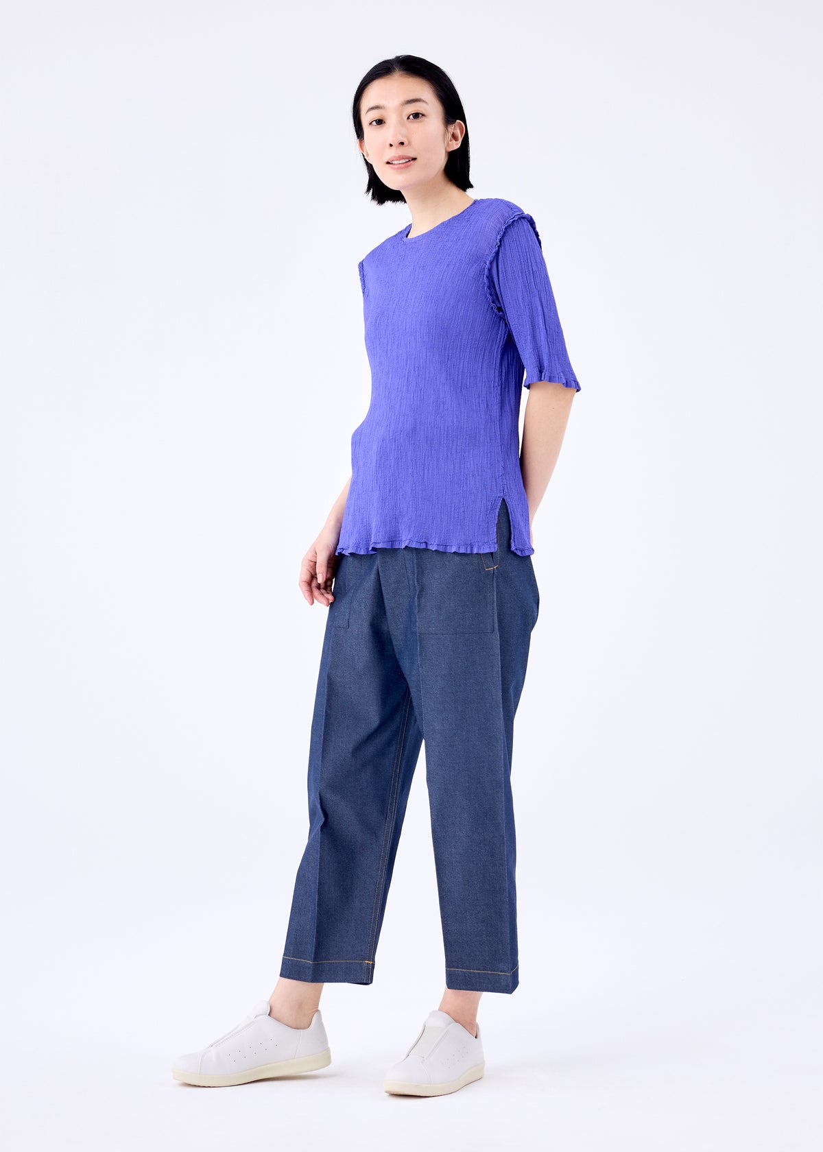 SEE-THROUGH CREPE – isseymiyake.com