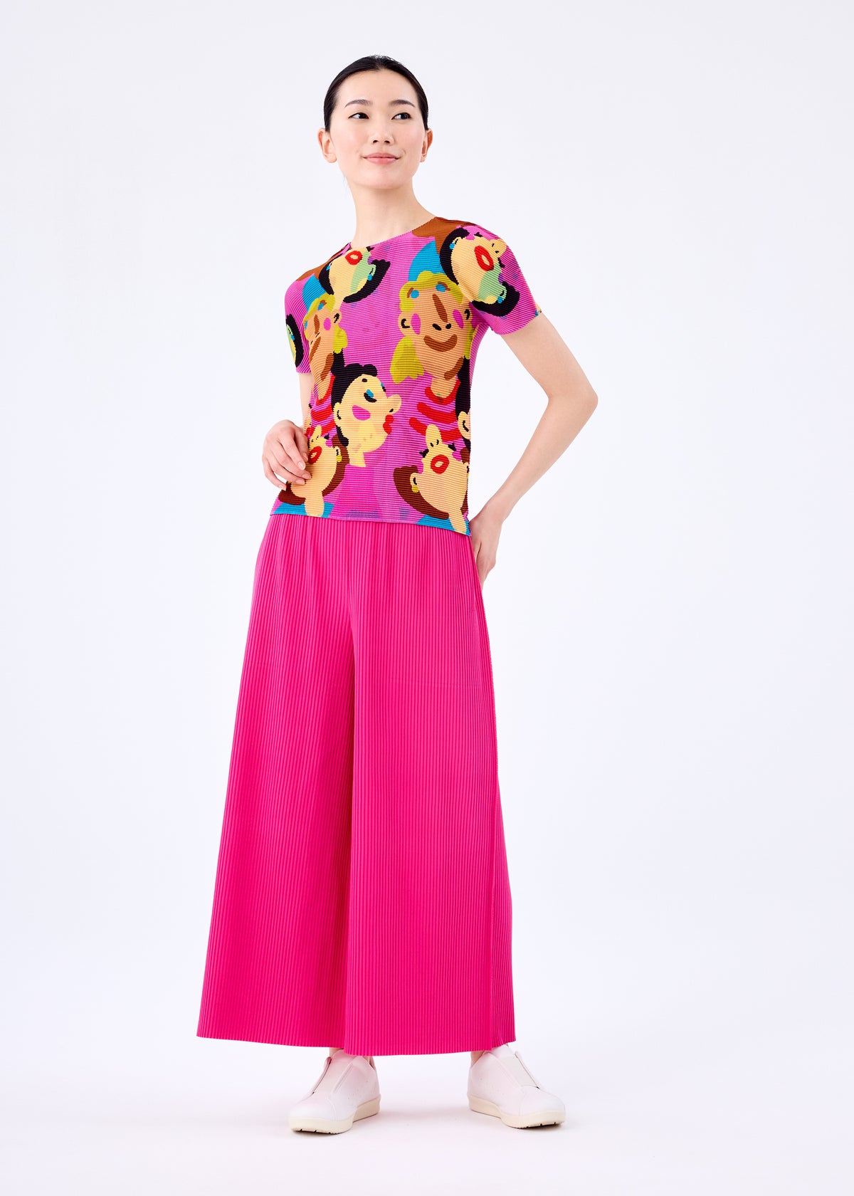 CHEER – isseymiyake.com