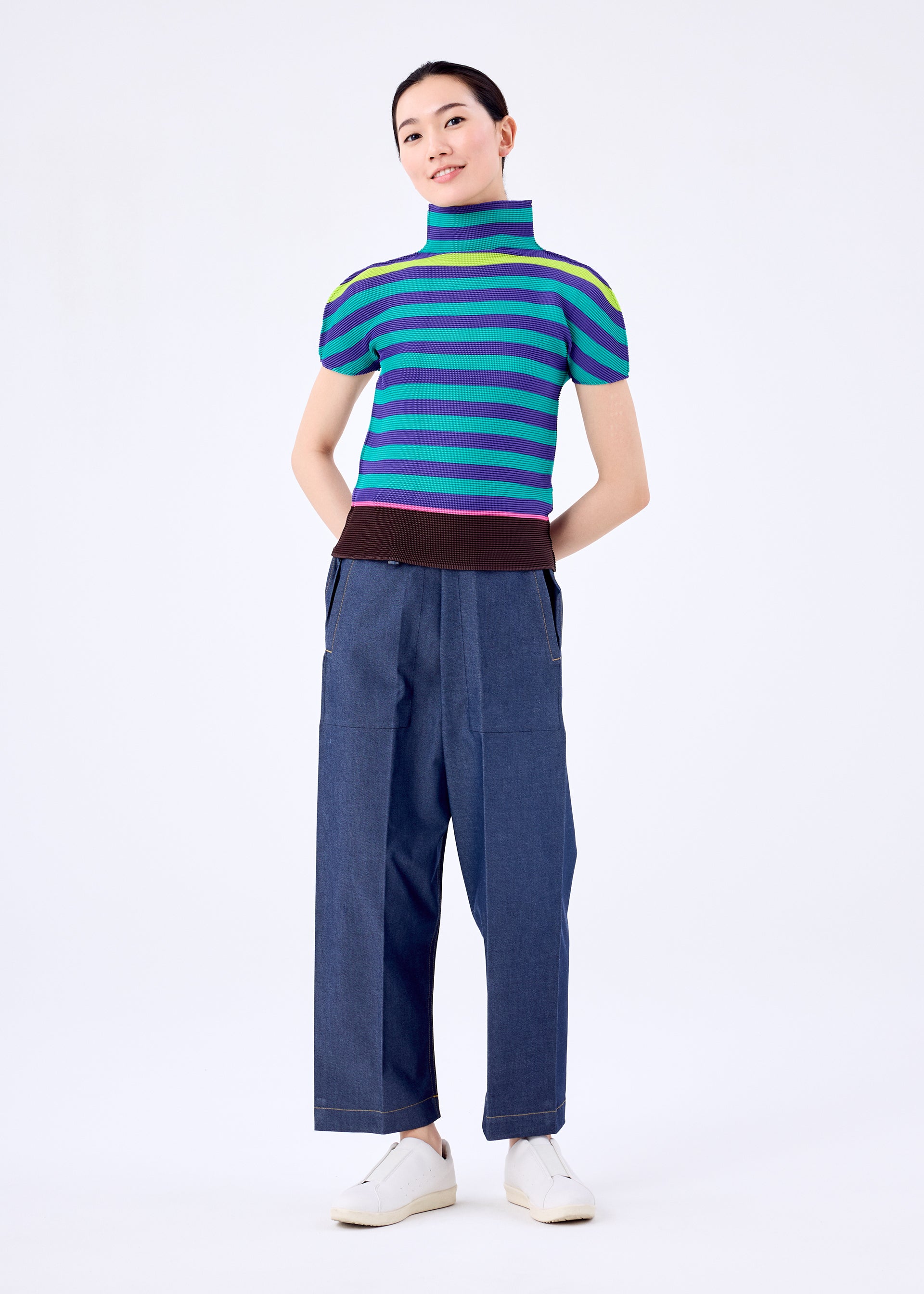 ISSEY MIYAKE イッセイミヤケ 縦ストライプ柄 リネン パンツ L ISSEY MIYAKE イッセイミヤケ 縦ストライプ柄 リネン パンツ L