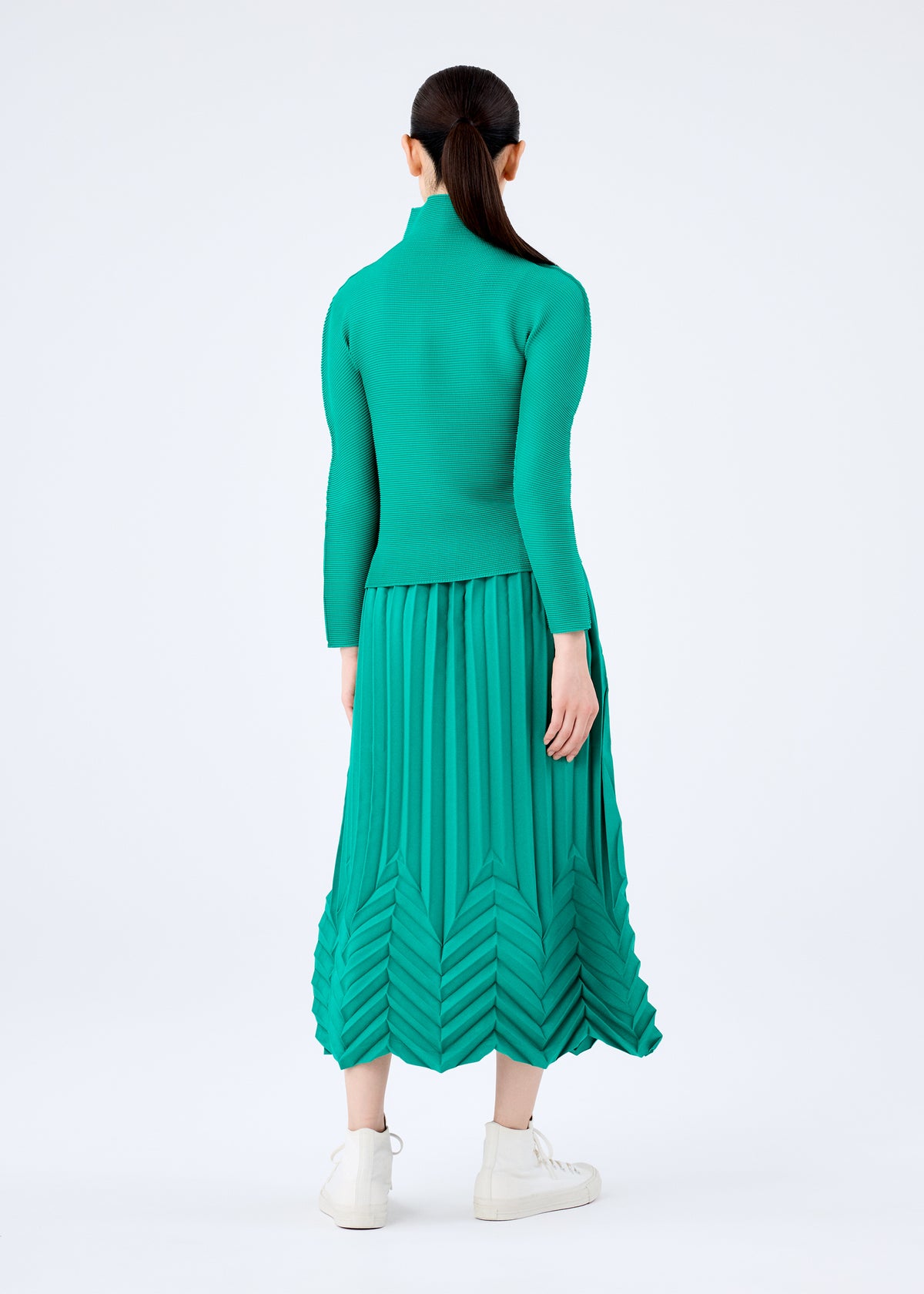 STAR PLEATS BOTTOM、ウィメンズ_スカート、着用画像2