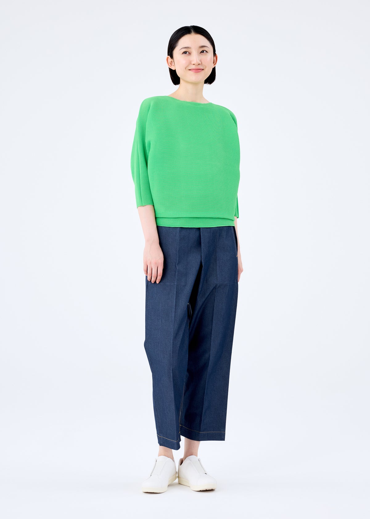 DOLMAN STRETCH PLEATS 1 – isseymiyake.com