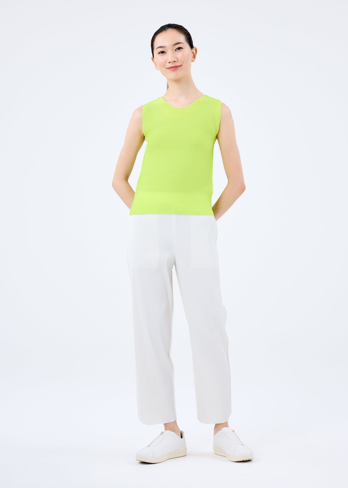 STRETCH PLEATS 6、ウィメンズ_トップス_トップ、着用画像3