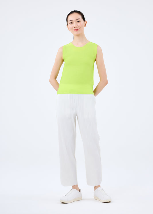 CLOVER PLEATS, WOMEN 's Pants, Wearing Image 1