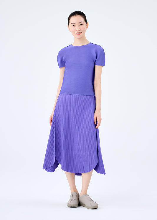 CLOVER PLEATS, WOMEN 's Skirts, Wearing Image 1