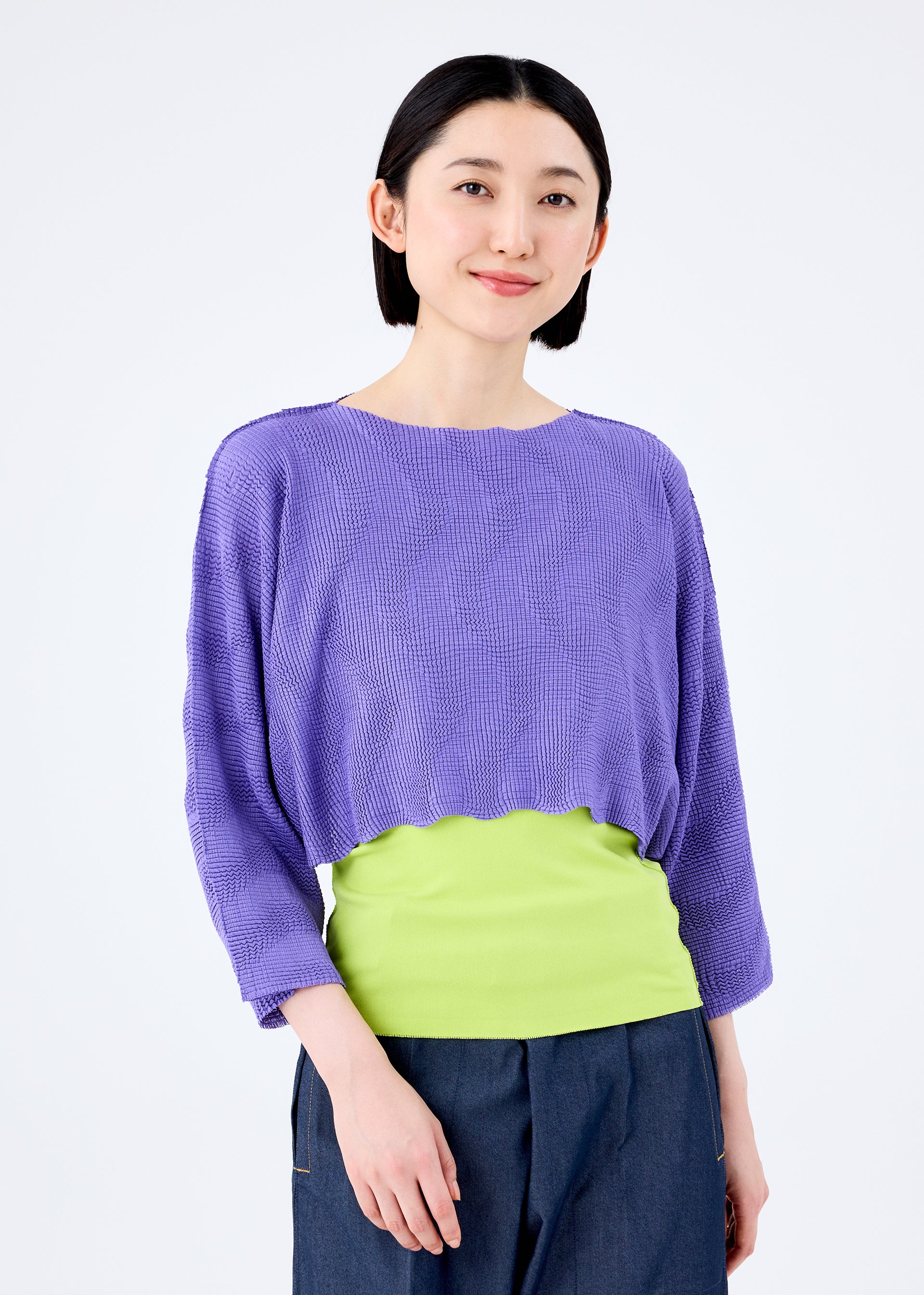 WAVE KNIT STRETCH PLEATS、ウィメンズ_トップス_トップ、着用画像1