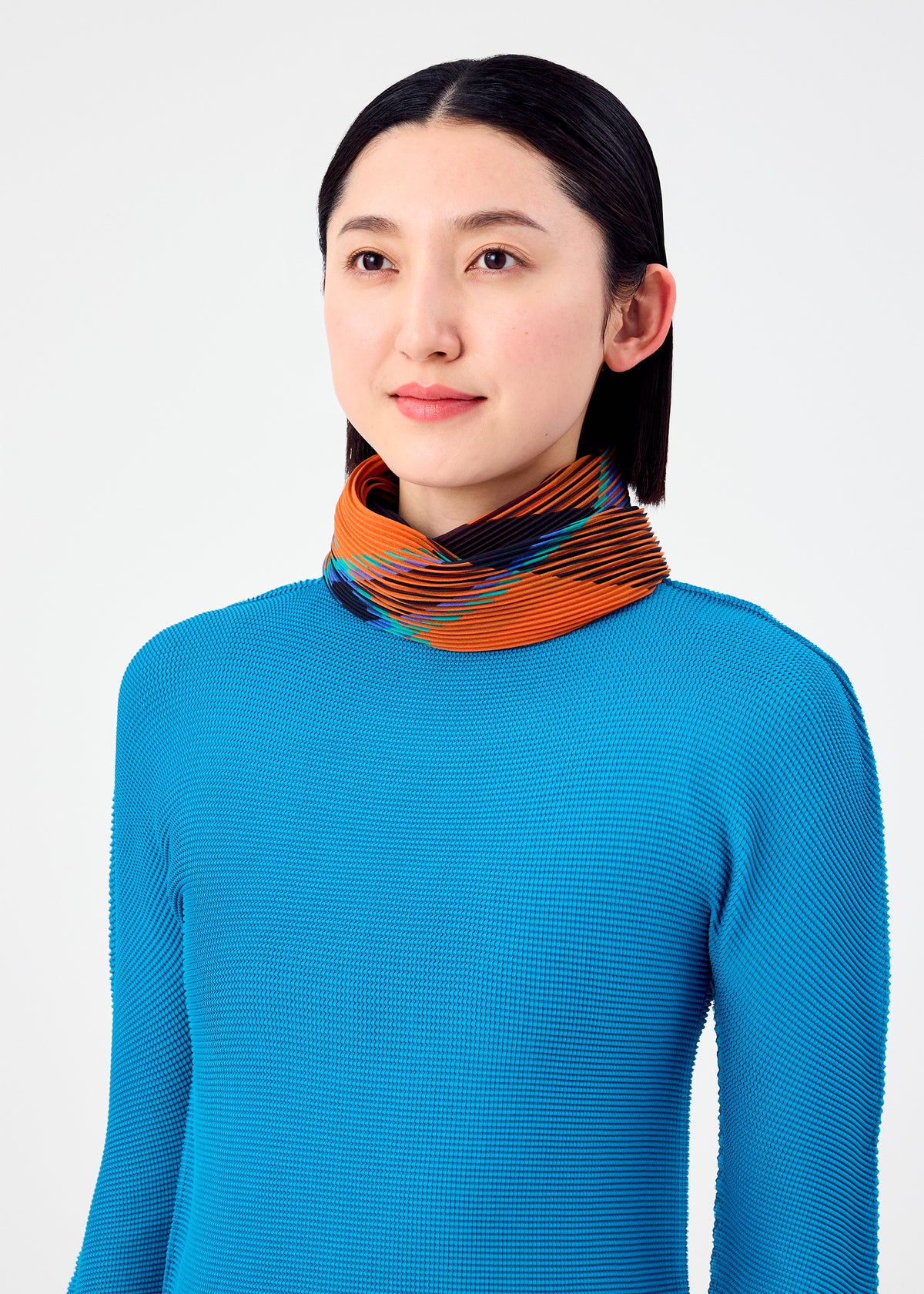 TARTAN CHECK PLEATS STOLE、アクセサリー&その他_ストール、着用画像1