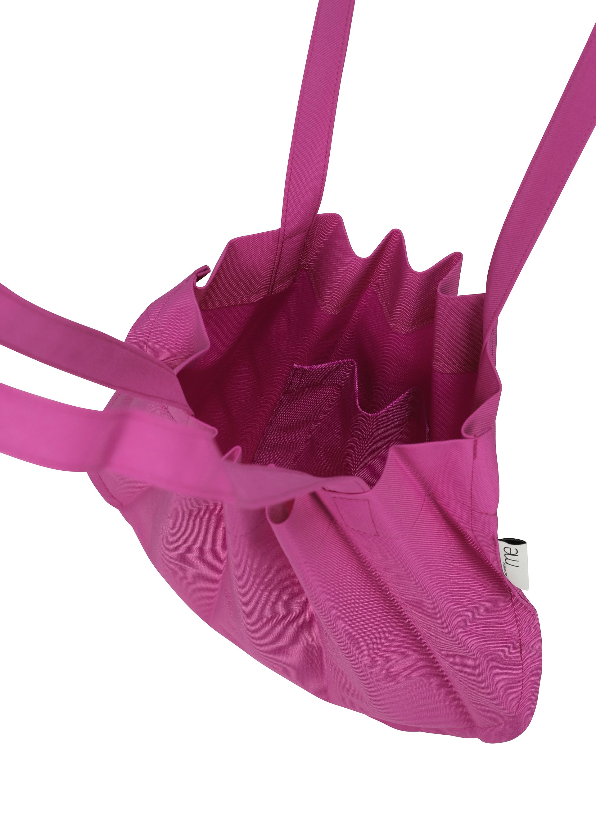 RIPPLE PLEATS BAG – isseymiyake.com