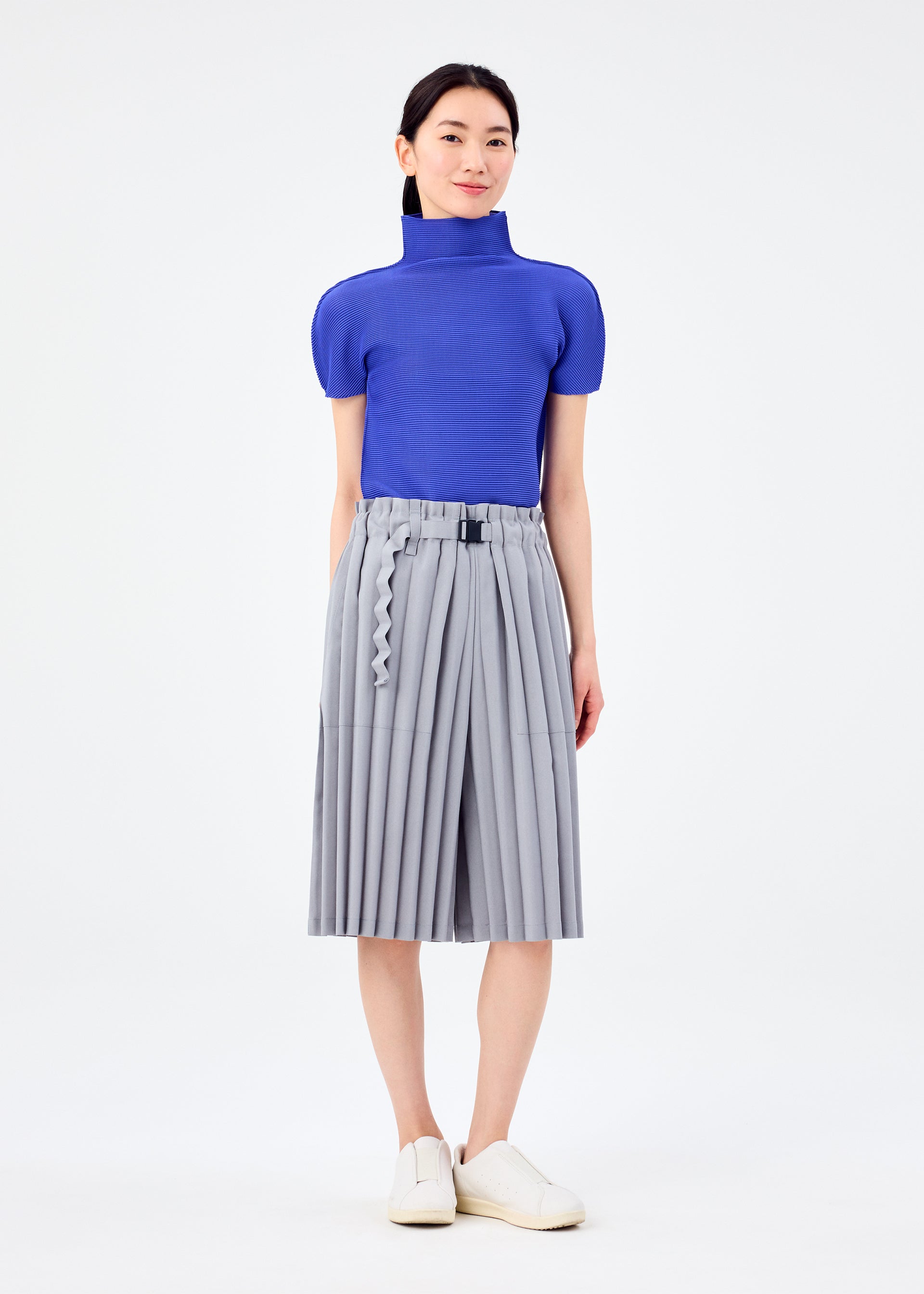 issey miyake me ハーフパンツ ブルー