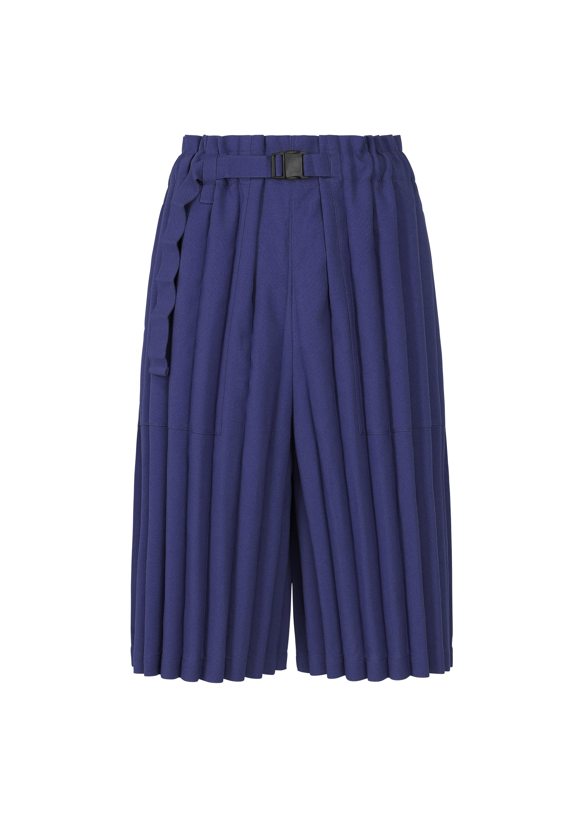 RIPPLE PLEATS – isseymiyake.com