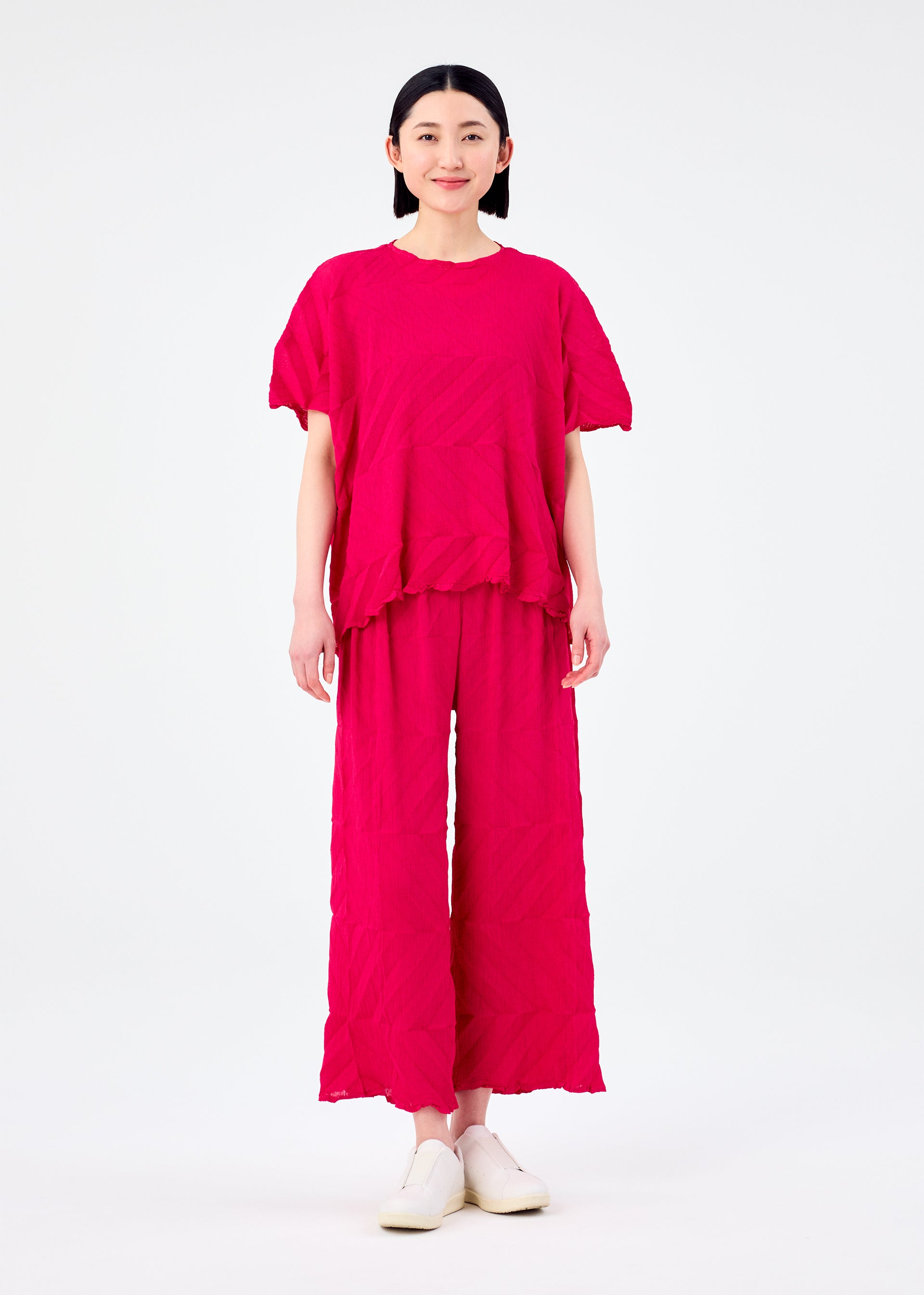 ZIG ZAG SEE-THROUGH CREPE、ウィメンズ_パンツ、着用画像1