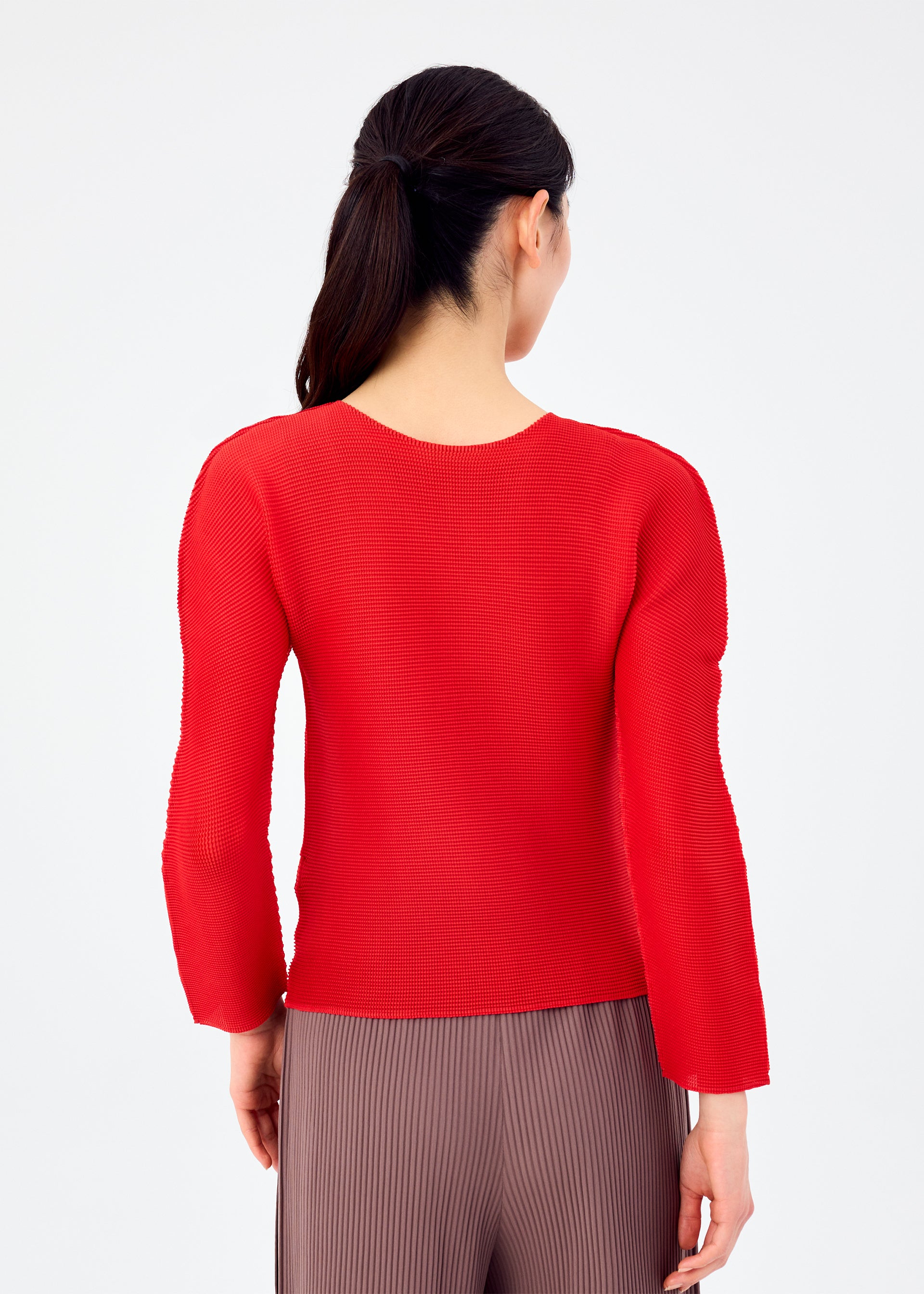 STRETCH PLEATS 5、ウィメンズ_トップス_トップ、着用画像2