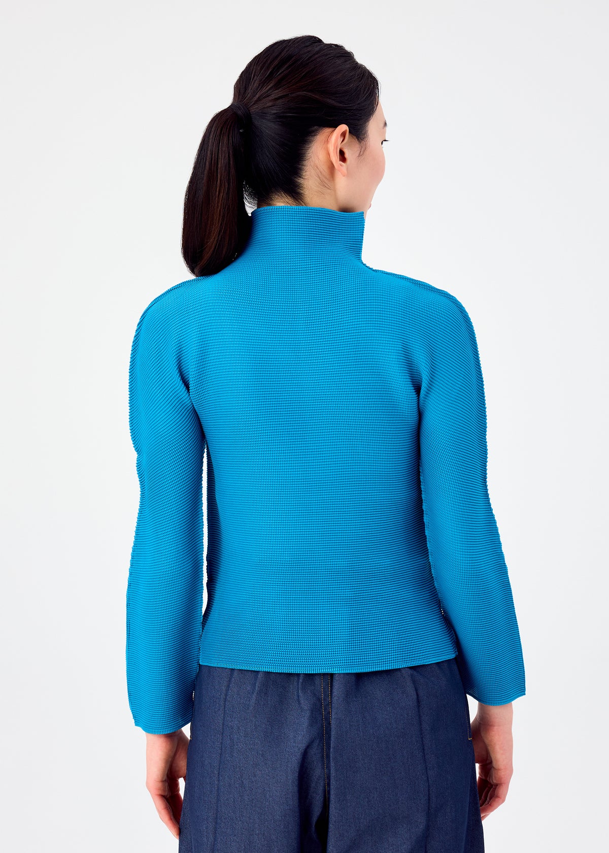 STRETCH PLEATS 6、ウィメンズ_トップス_トップ、着用画像2