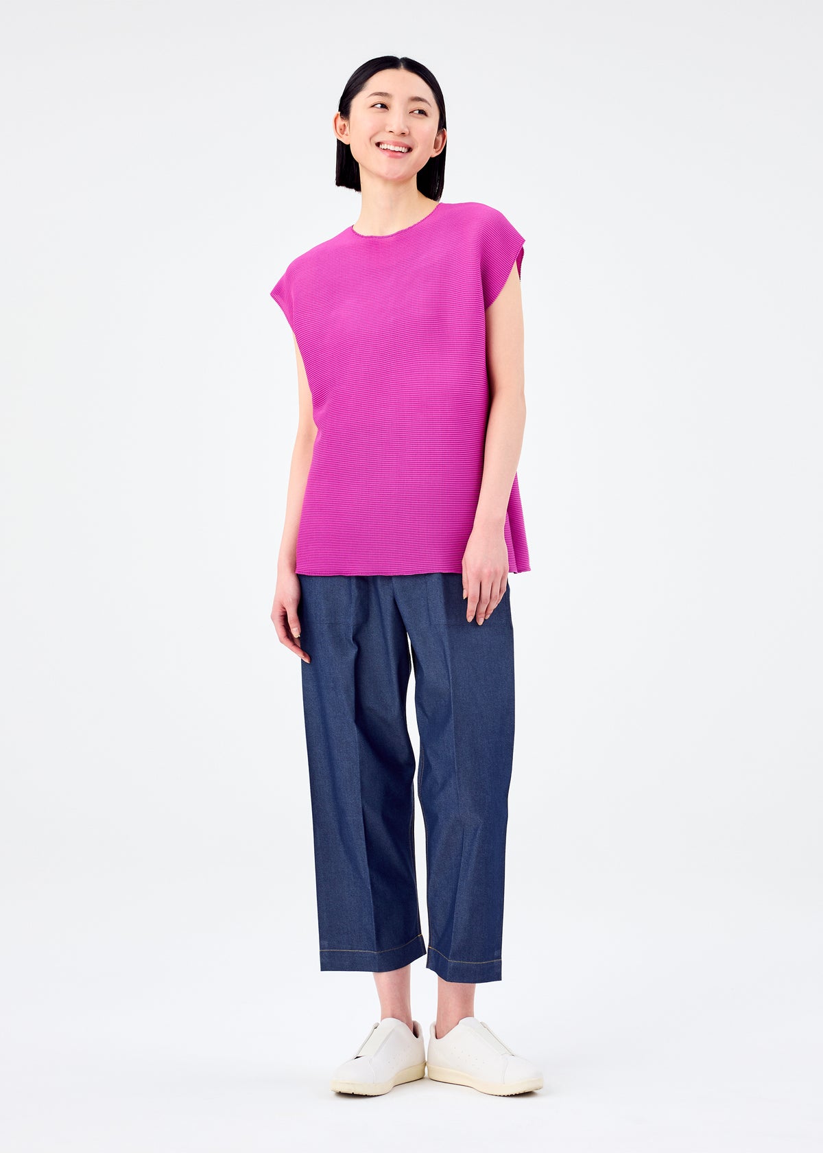 SQUARE STRETCH PLEATS、ウィメンズ_トップス_トップ、着用画像3
