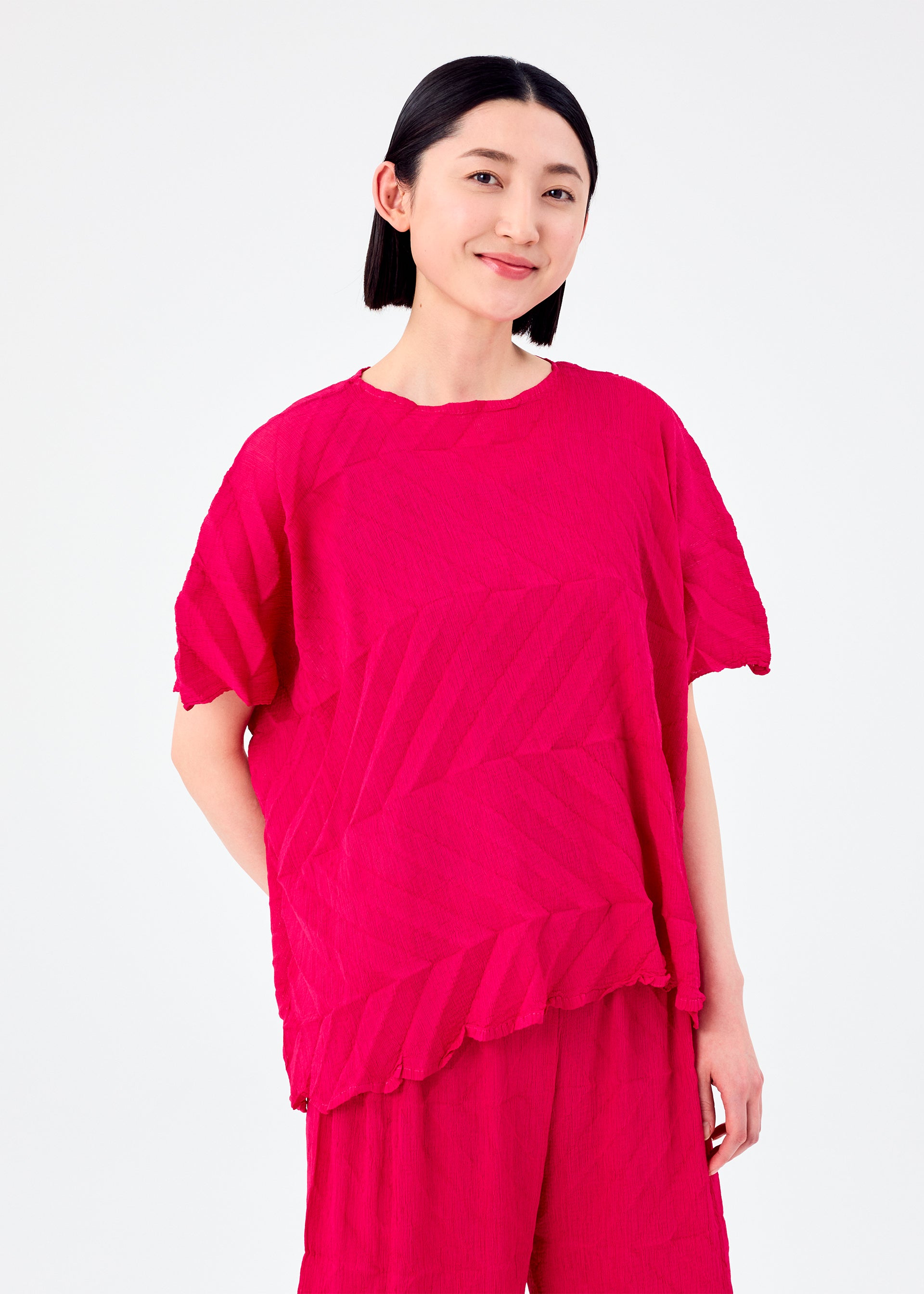 ZIG ZAG SEE-THROUGH CREPE、ウィメンズ_トップス_トップ、着用画像1