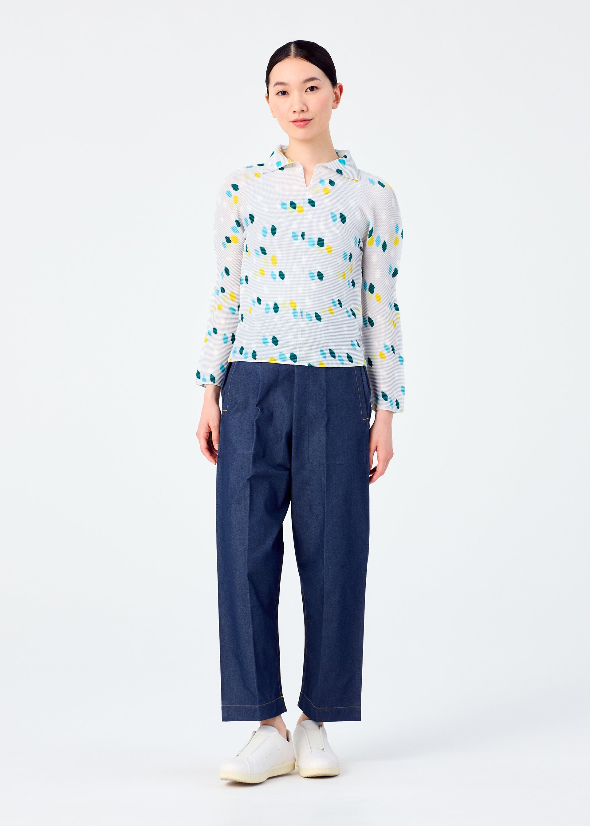 TIME DOTS – isseymiyake.com