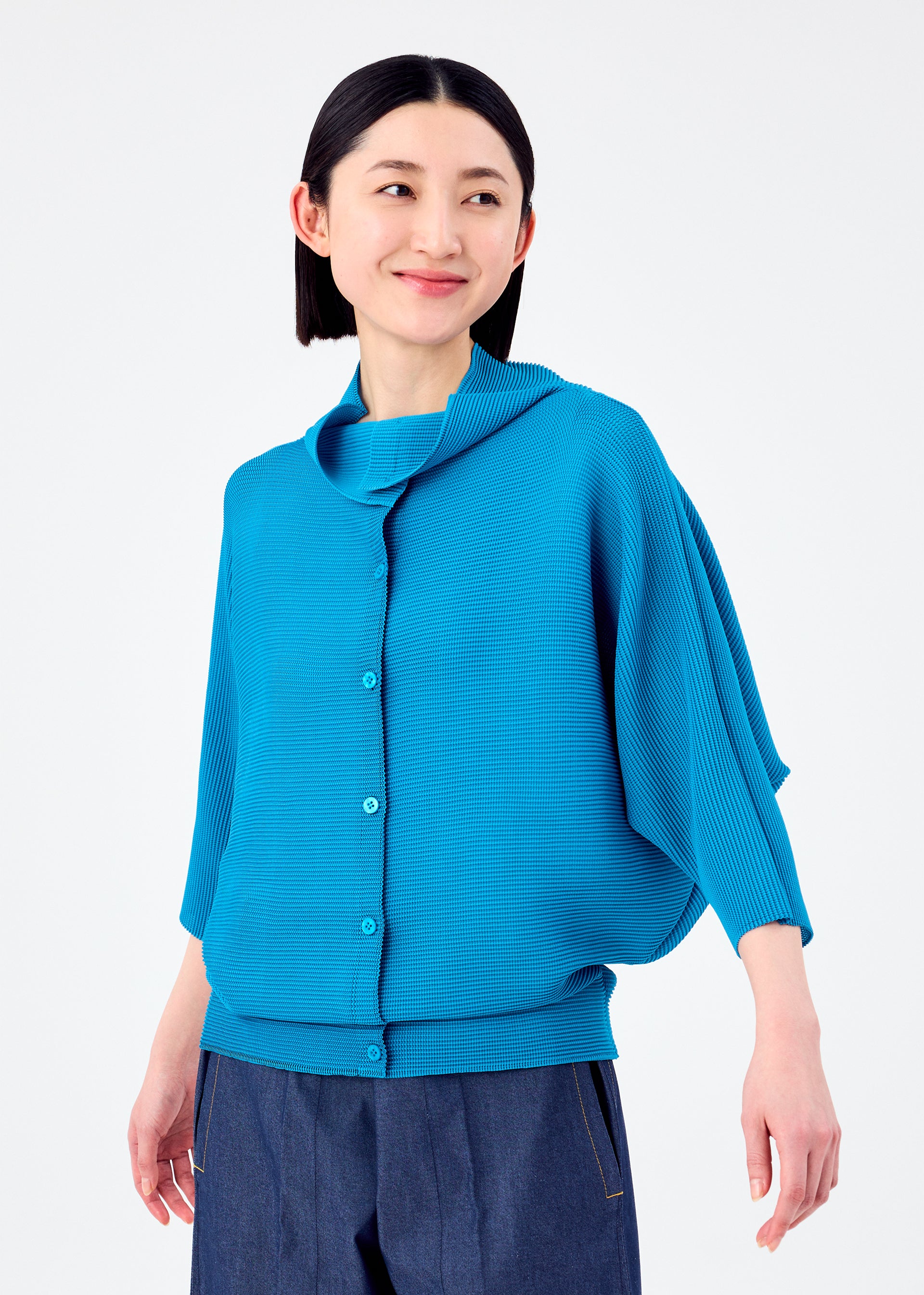 ウィメンズ／トップス／カーディガン – isseymiyake.com