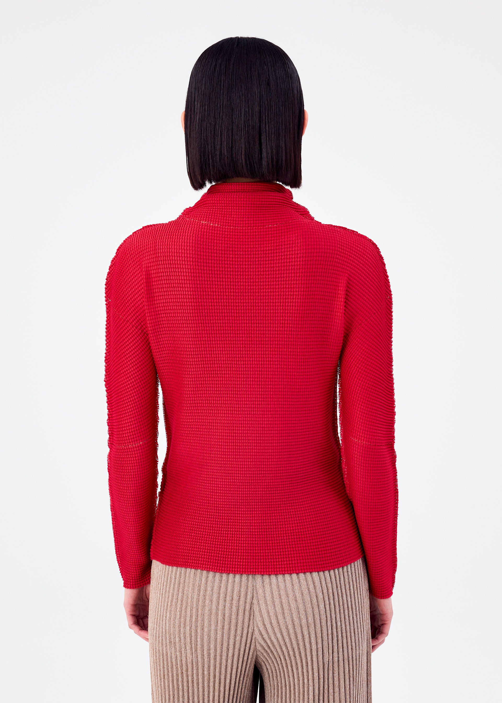 KNIT STRETCH PLEATS 1、ウィメンズ_トップス_トップ、着用画像2