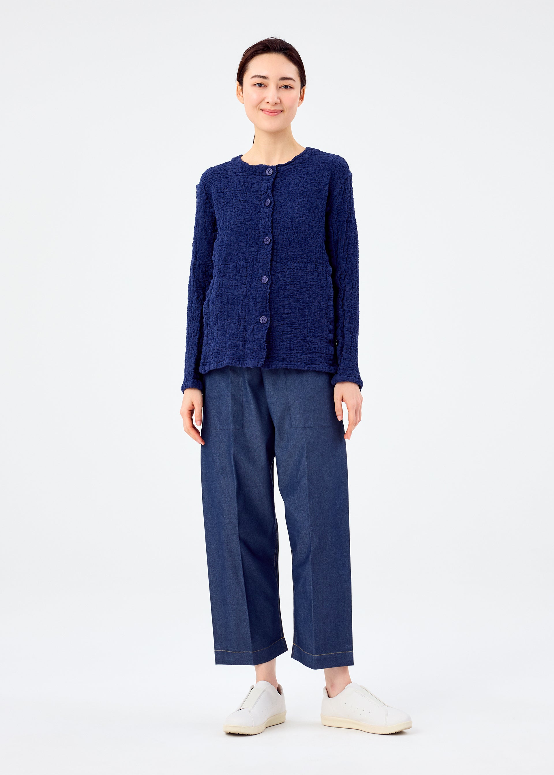 CAULIFLOWER COLOR 2 – isseymiyake.com