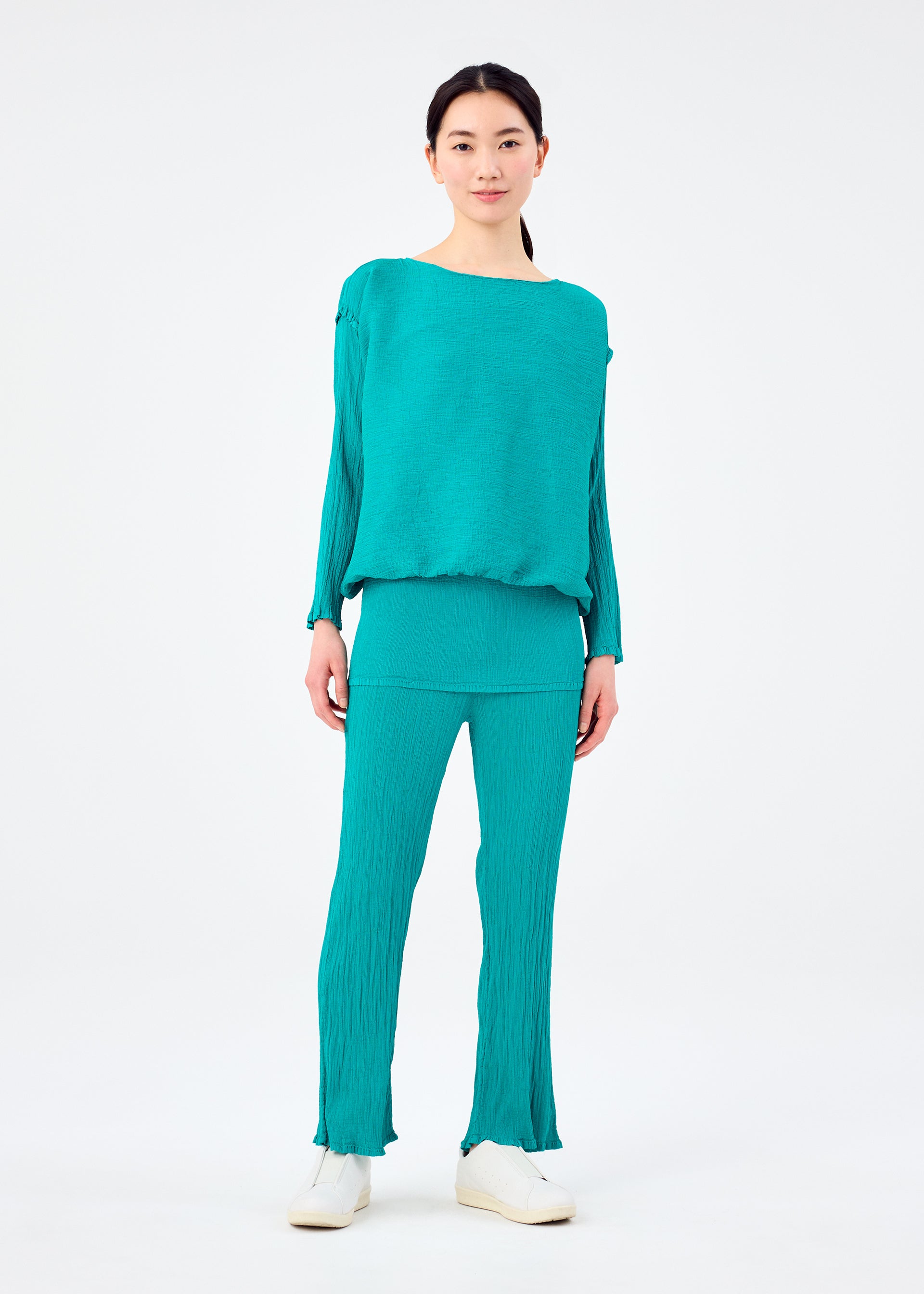 BALLOON SEE-THROUGH CREPE、ウィメンズ_トップス_トップ、着用画像3