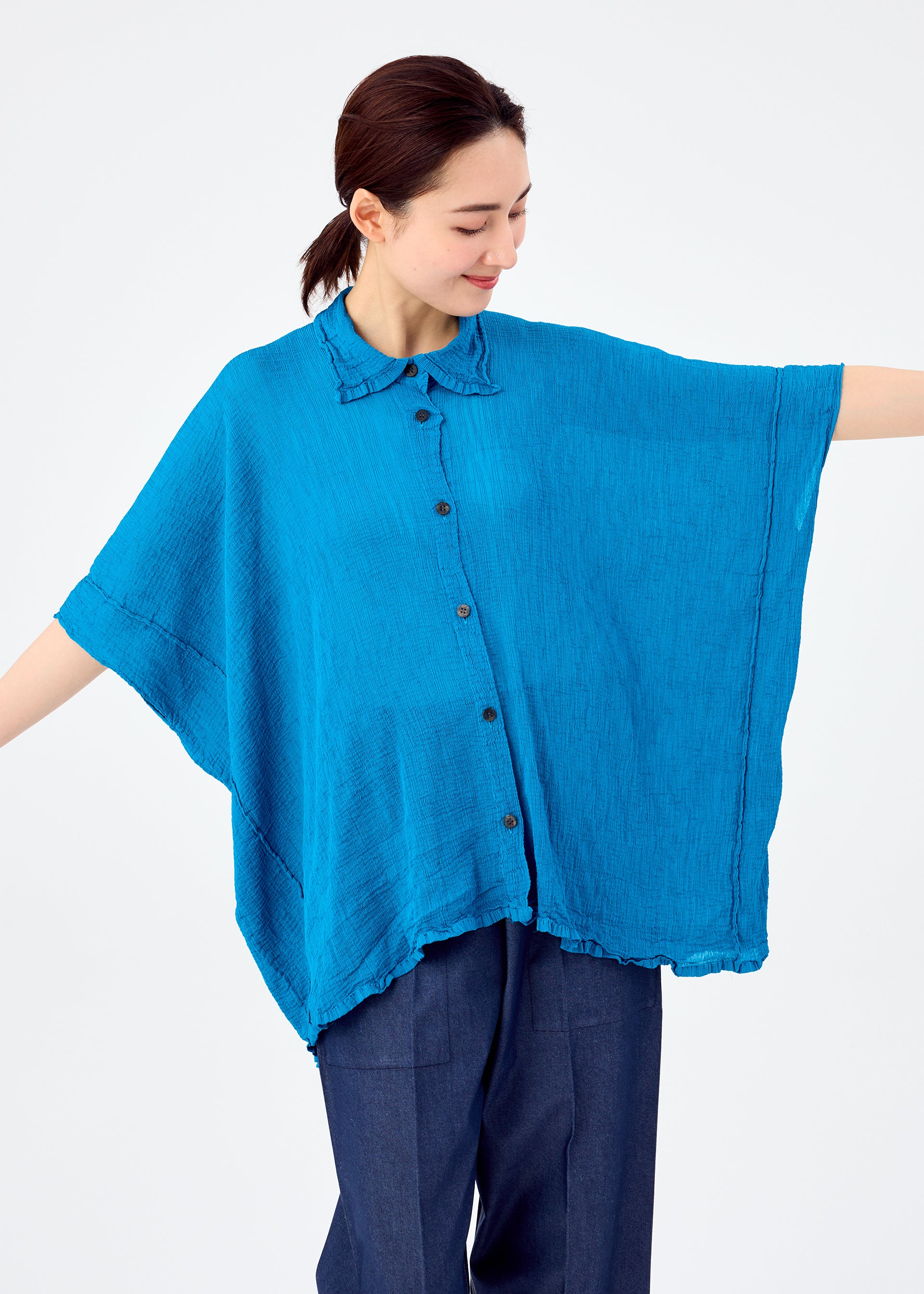 SQUARE SEE-THROUGH CREPE、ウィメンズ_トップス_カーディガン、着用画像4