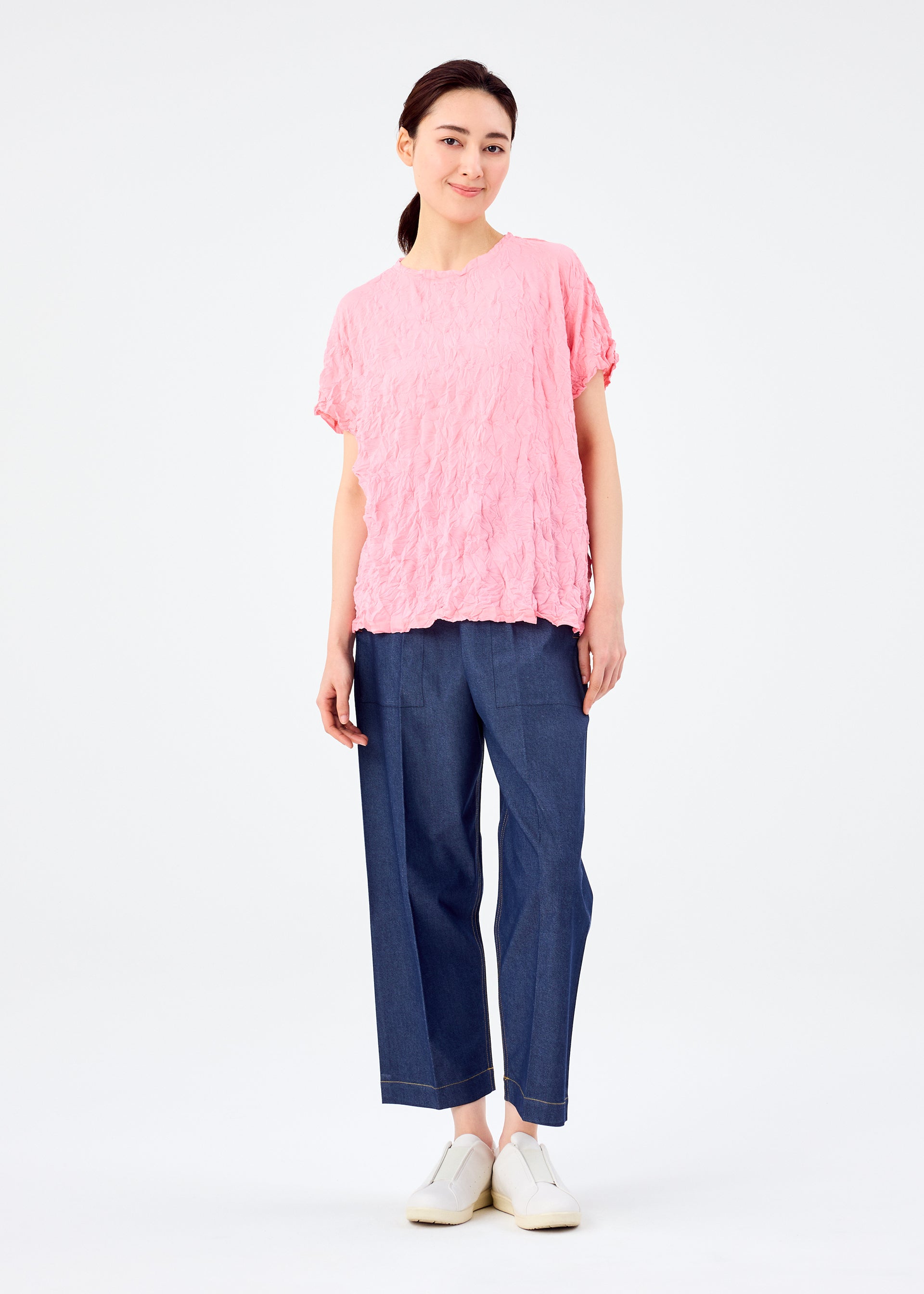 MERINGUE T-SHIRT – isseymiyake.com