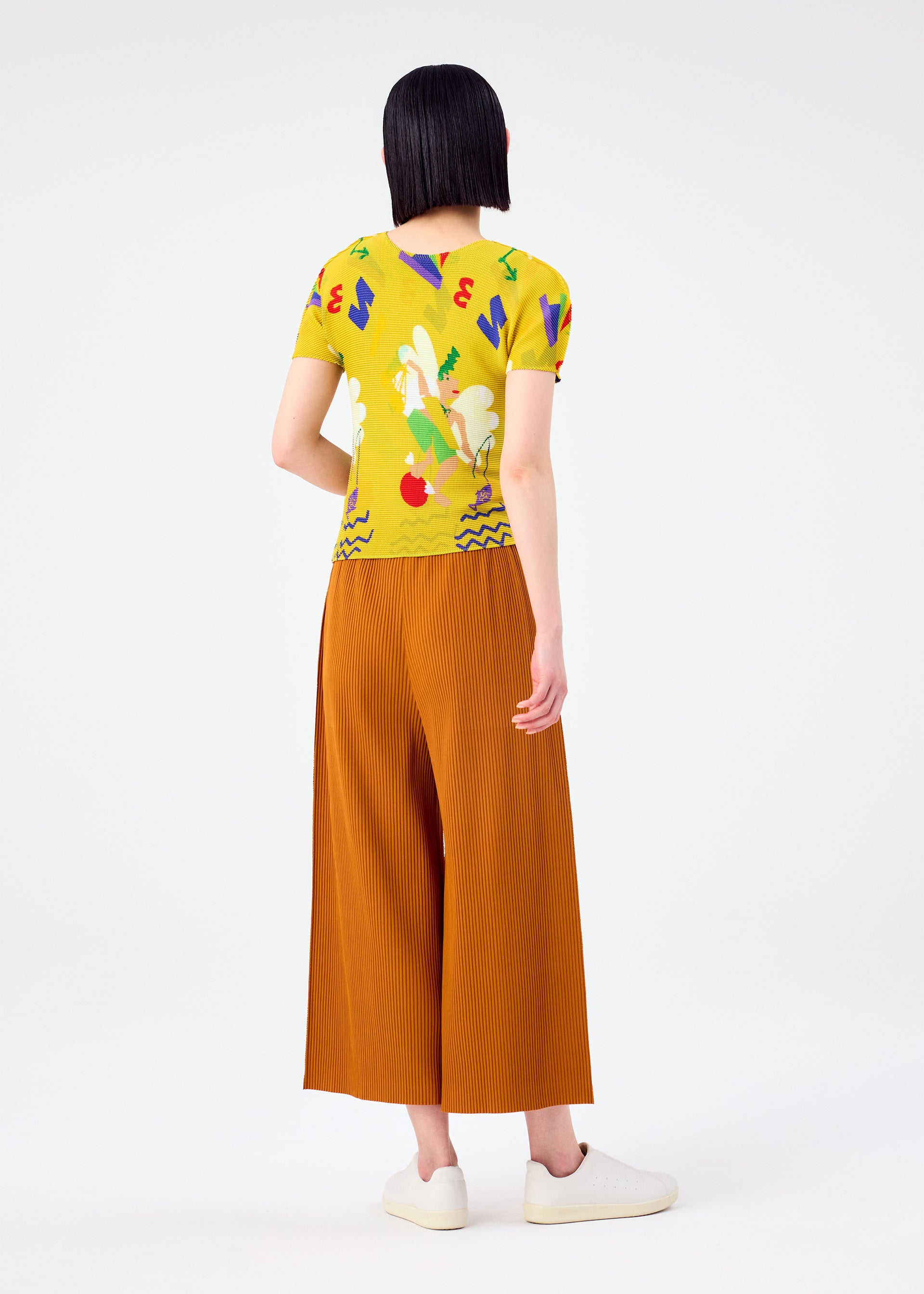 FINE KNIT PLEATS COLOR 2、ウィメンズ_パンツ、着用画像2