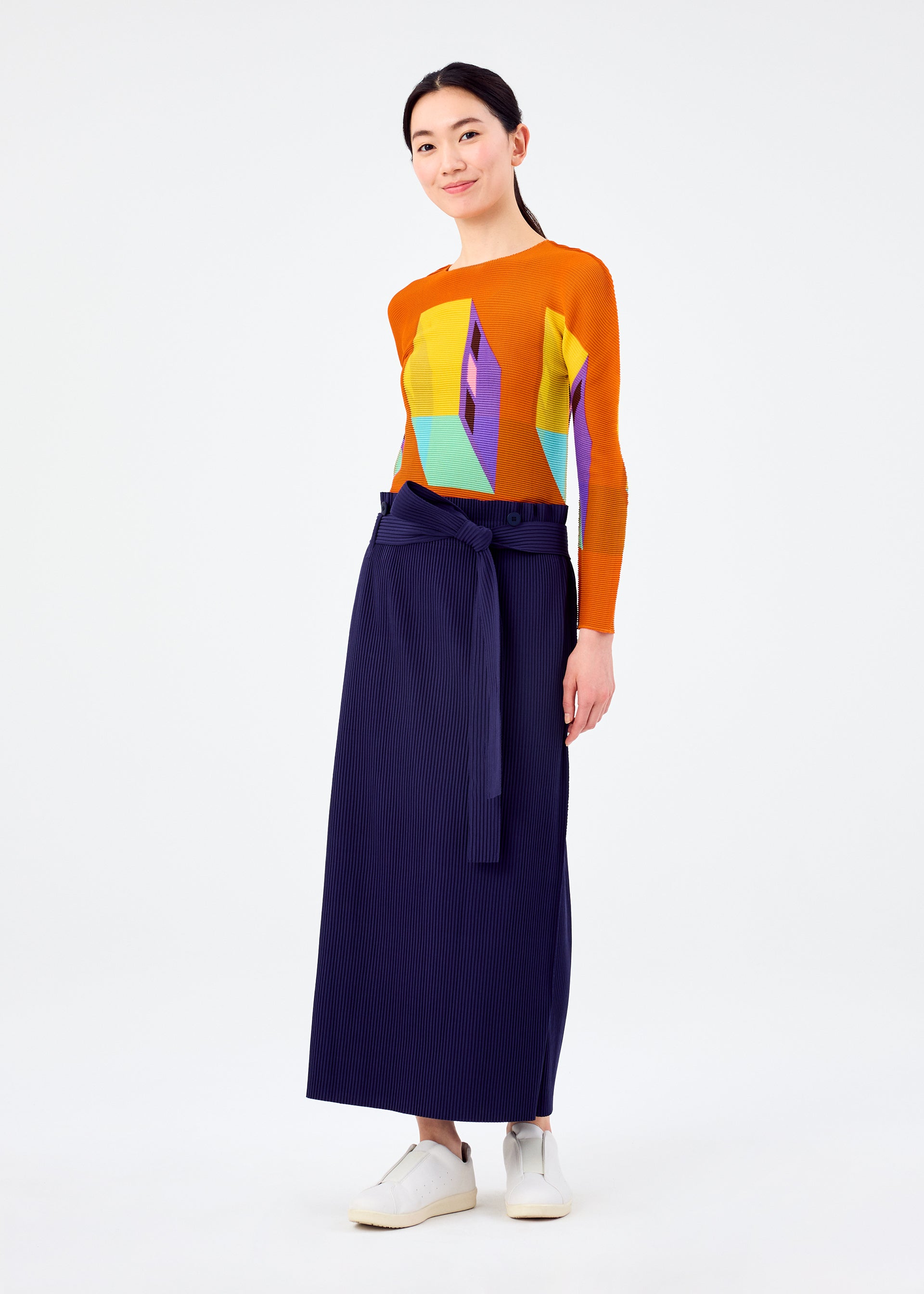 FINE KNIT PLEATS BOTTOM 3 – isseymiyake.com