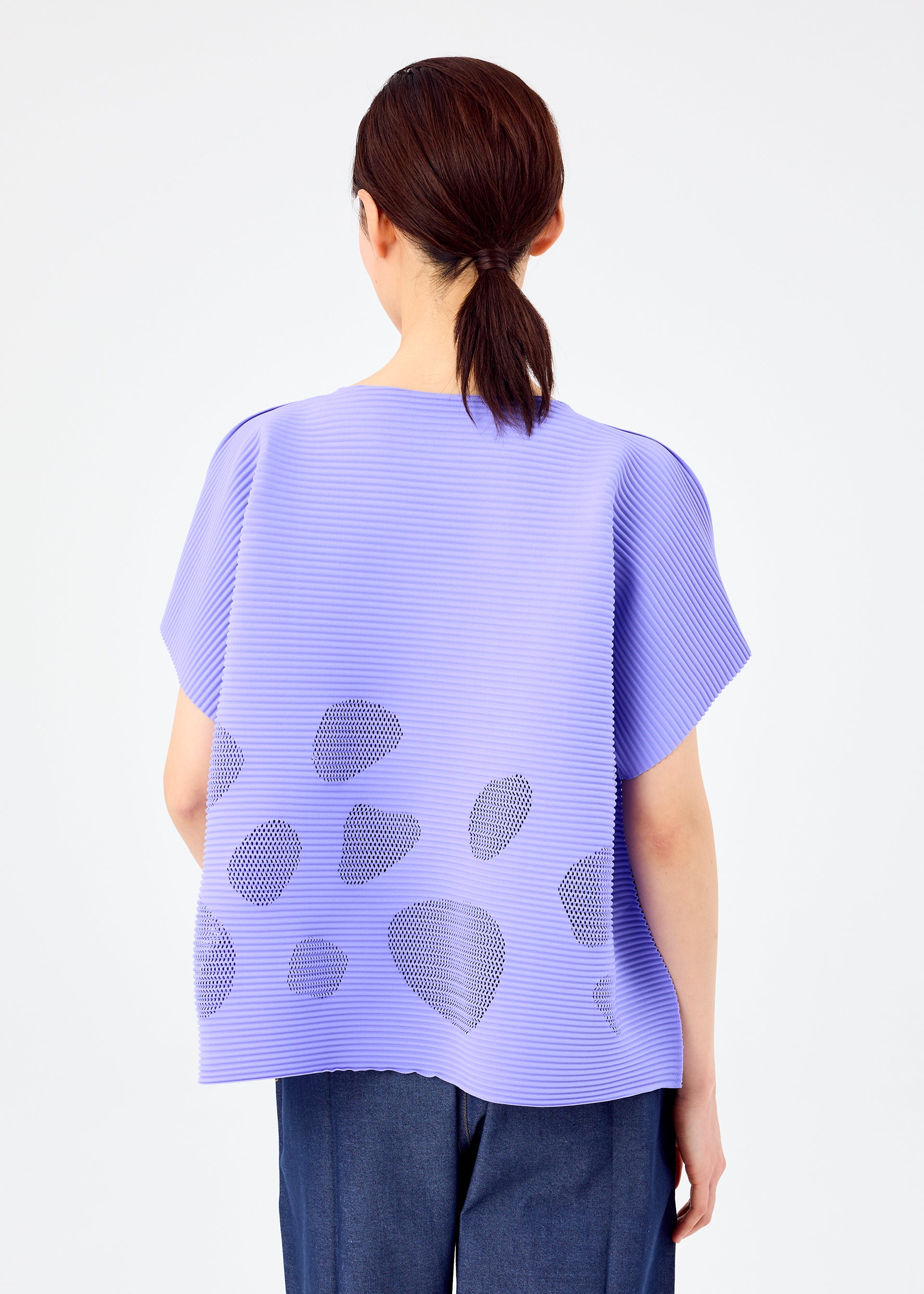 SEA GLASS PLEATS、ウィメンズ_トップス_トップ、着用画像2