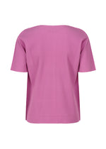 FINE KNIT PLEATS COLOR 1、ウィメンズ_トップス_トップ、ディテール画像1