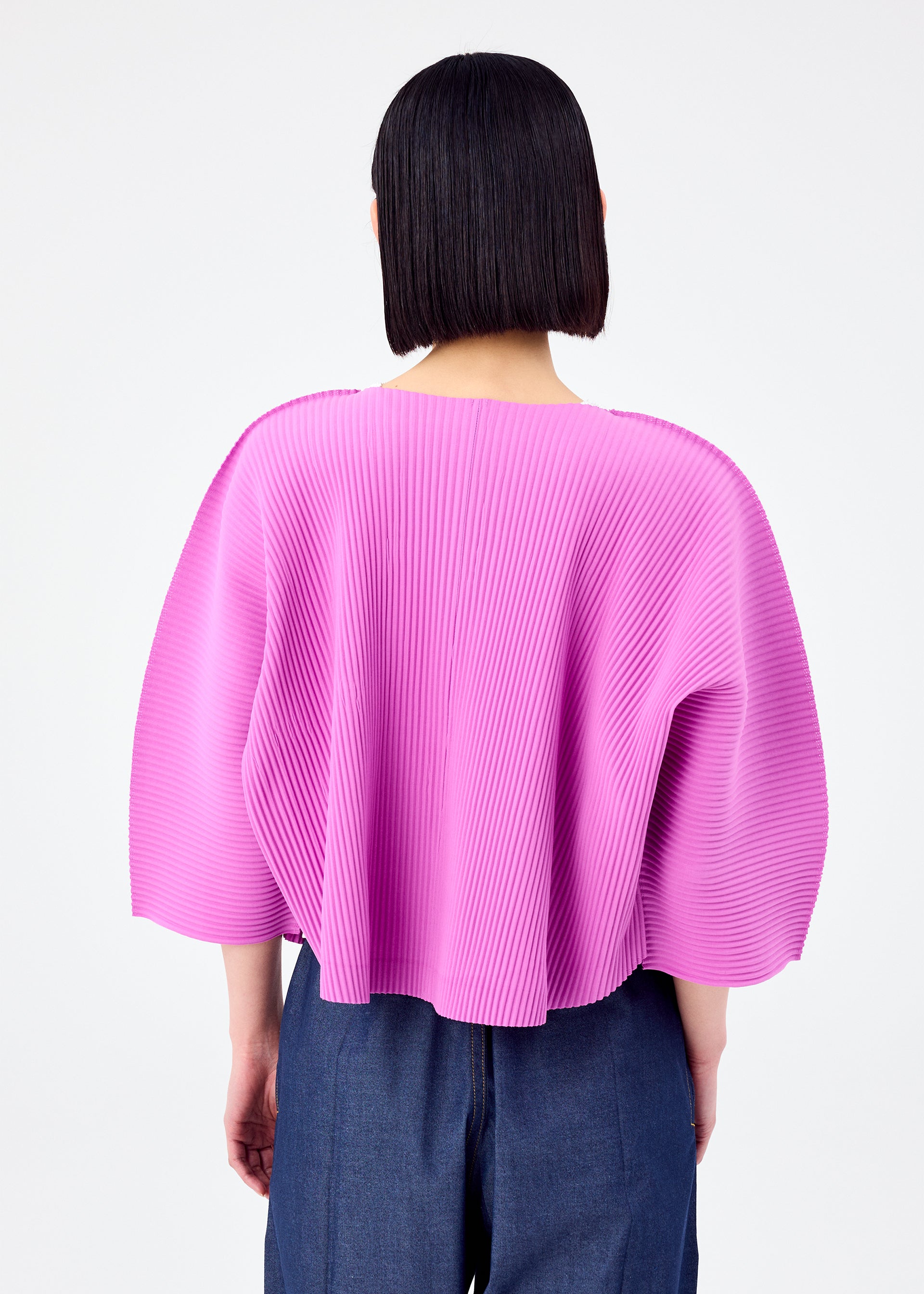 CIRCLE PLEATS、ウィメンズ_トップス_カーディガン、着用画像2