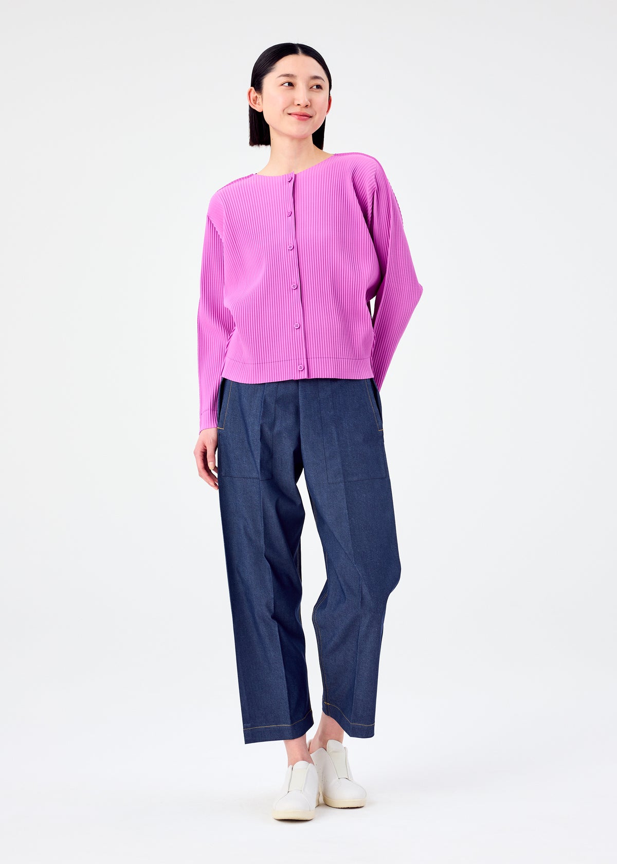 FINE KNIT PLEATS COLOR 1、ウィメンズ_トップス_カーディガン、着用画像3