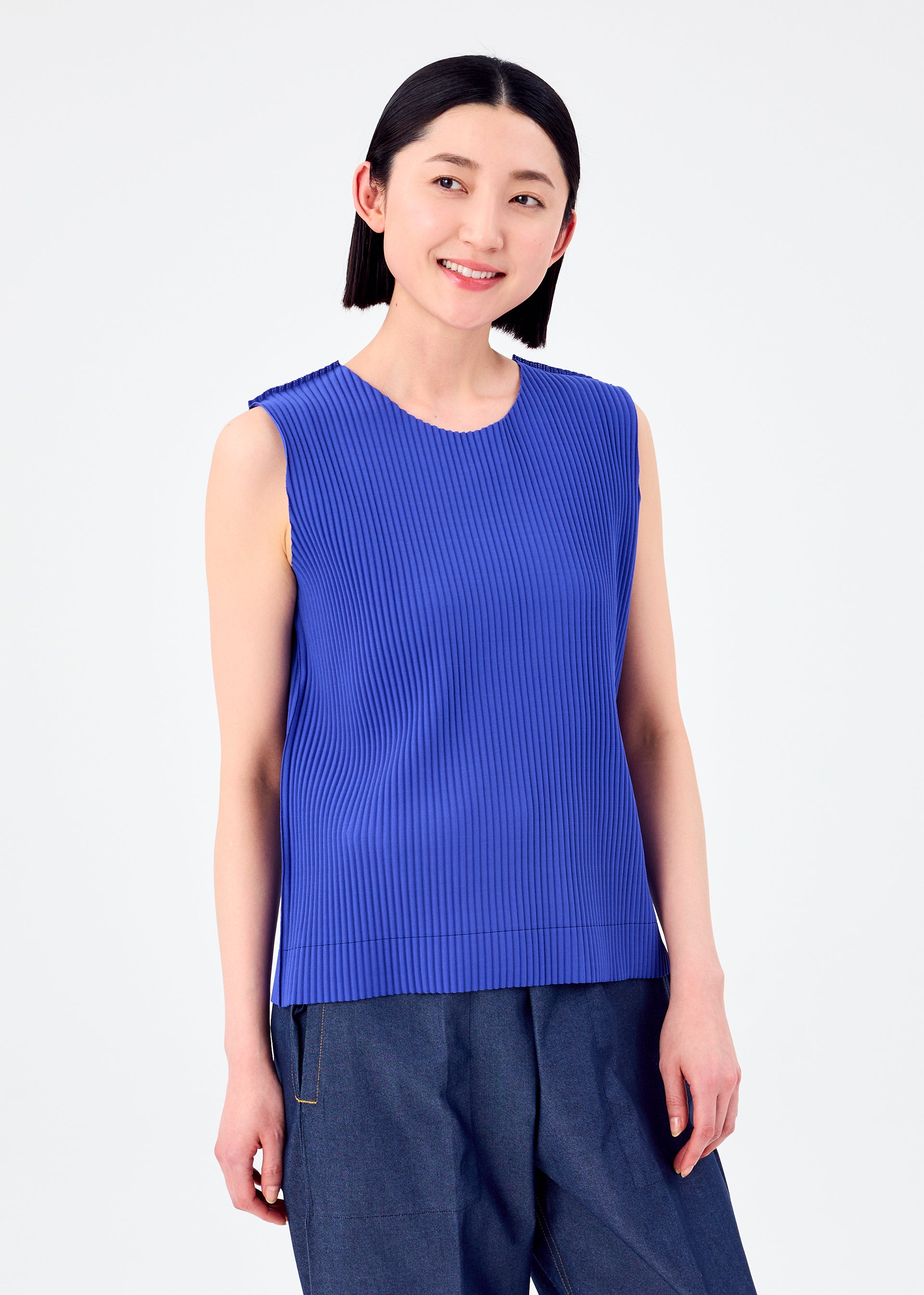 FINE KNIT PLEATS COLOR 1、ウィメンズ_トップス_トップ、着用画像1