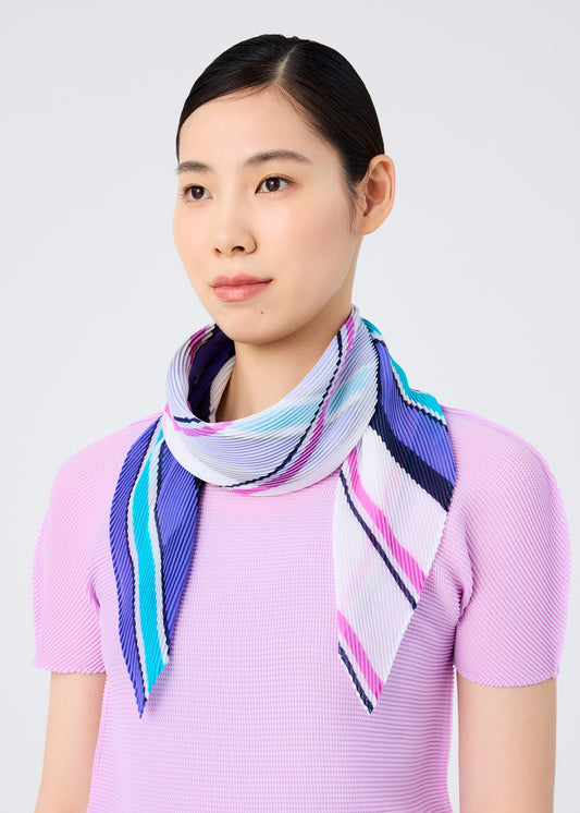 SHIRT STRIPE PLEATS STOLE、アクセサリー&その他_ストール、着用画像1
