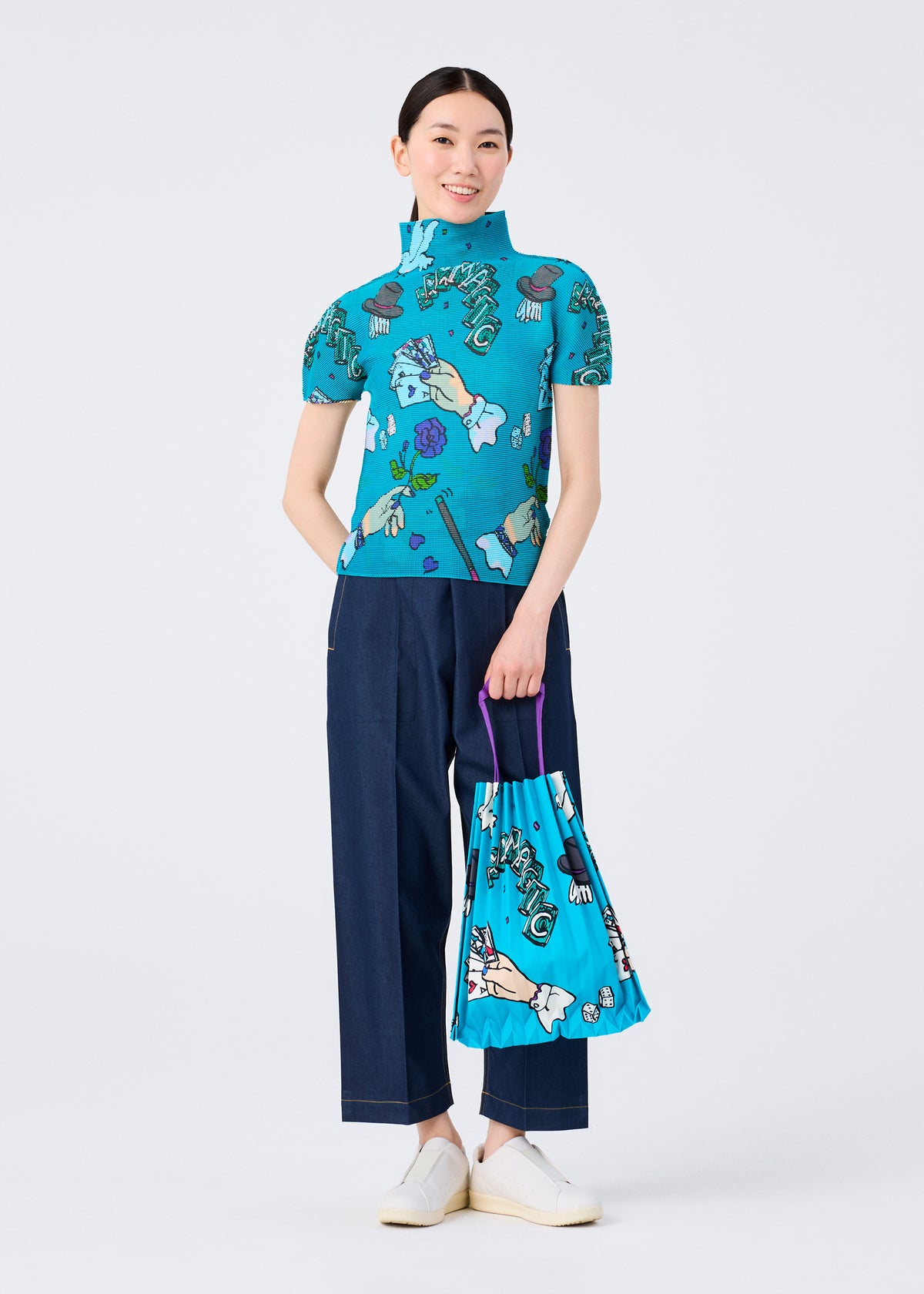 MAGIC TRUNK PLEATS BAG、バッグ&財布_トートバッグ、着用画像2