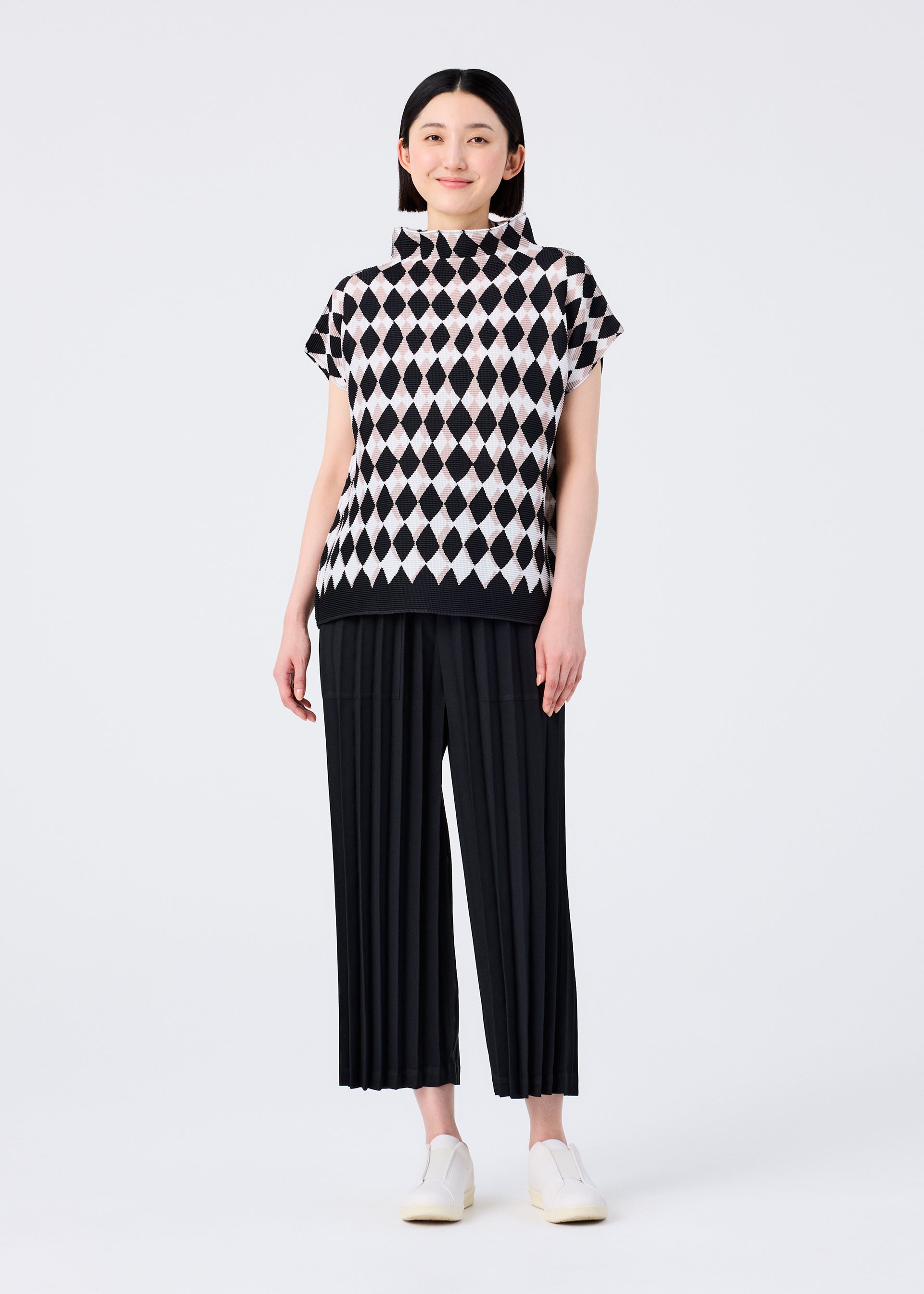 COLOR PLEATS BOTTOM – isseymiyake.com