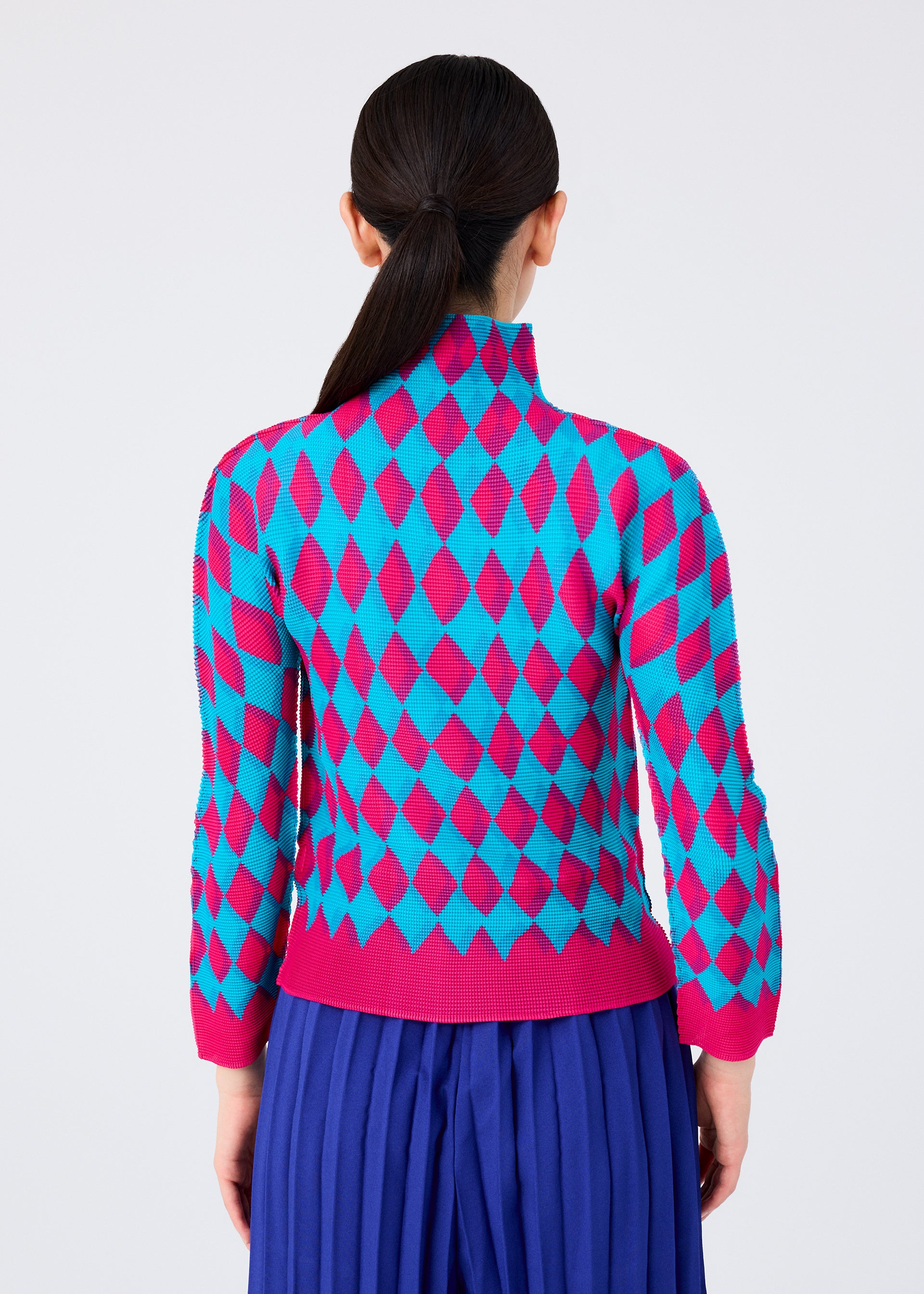 DIAMOND – isseymiyake.com