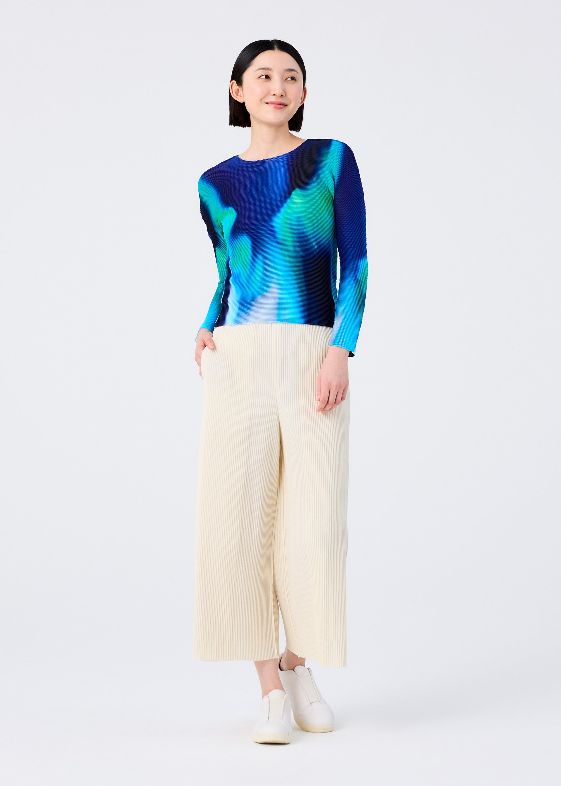 AURORA – isseymiyake.com