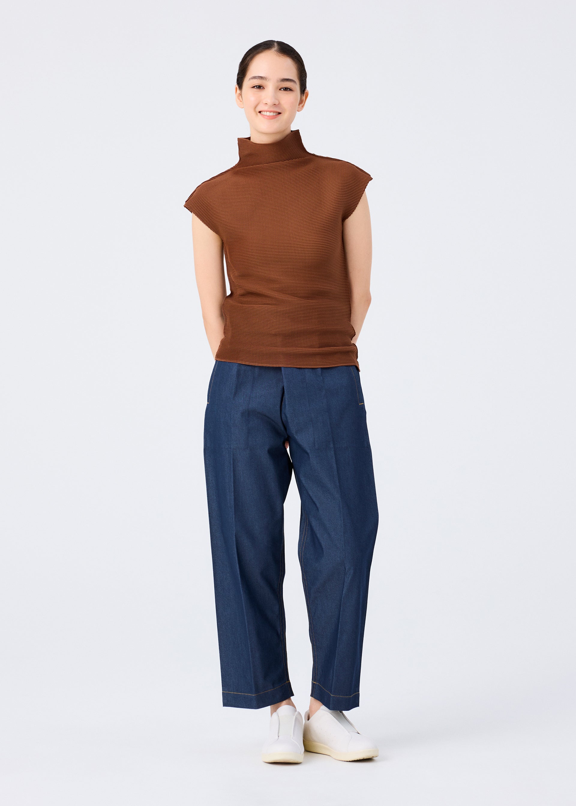 STRETCH PLEATS 4 – isseymiyake.com