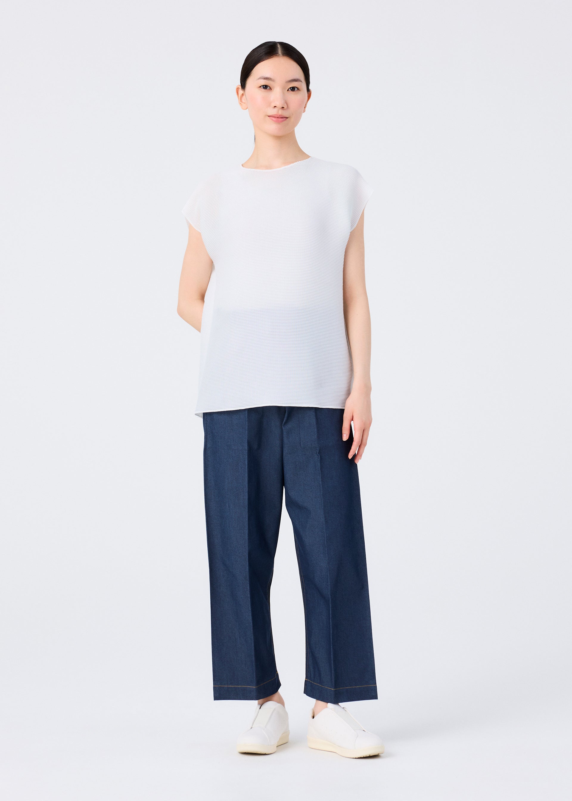 SQUARE STRETCH PLEATS – isseymiyake.com