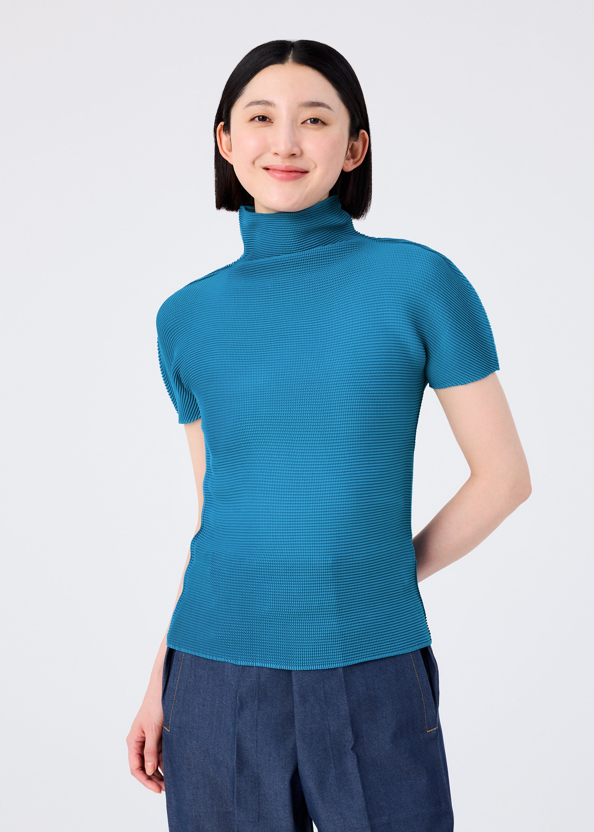 me ISSEY MIYAKE – isseymiyake.com