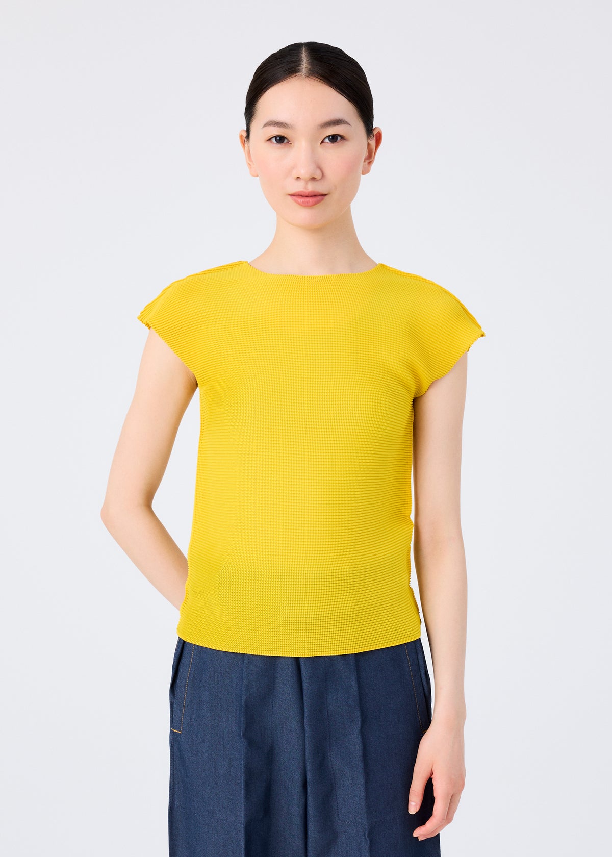 STRETCH PLEATS 6、ウィメンズ_トップス_トップ、着用画像1