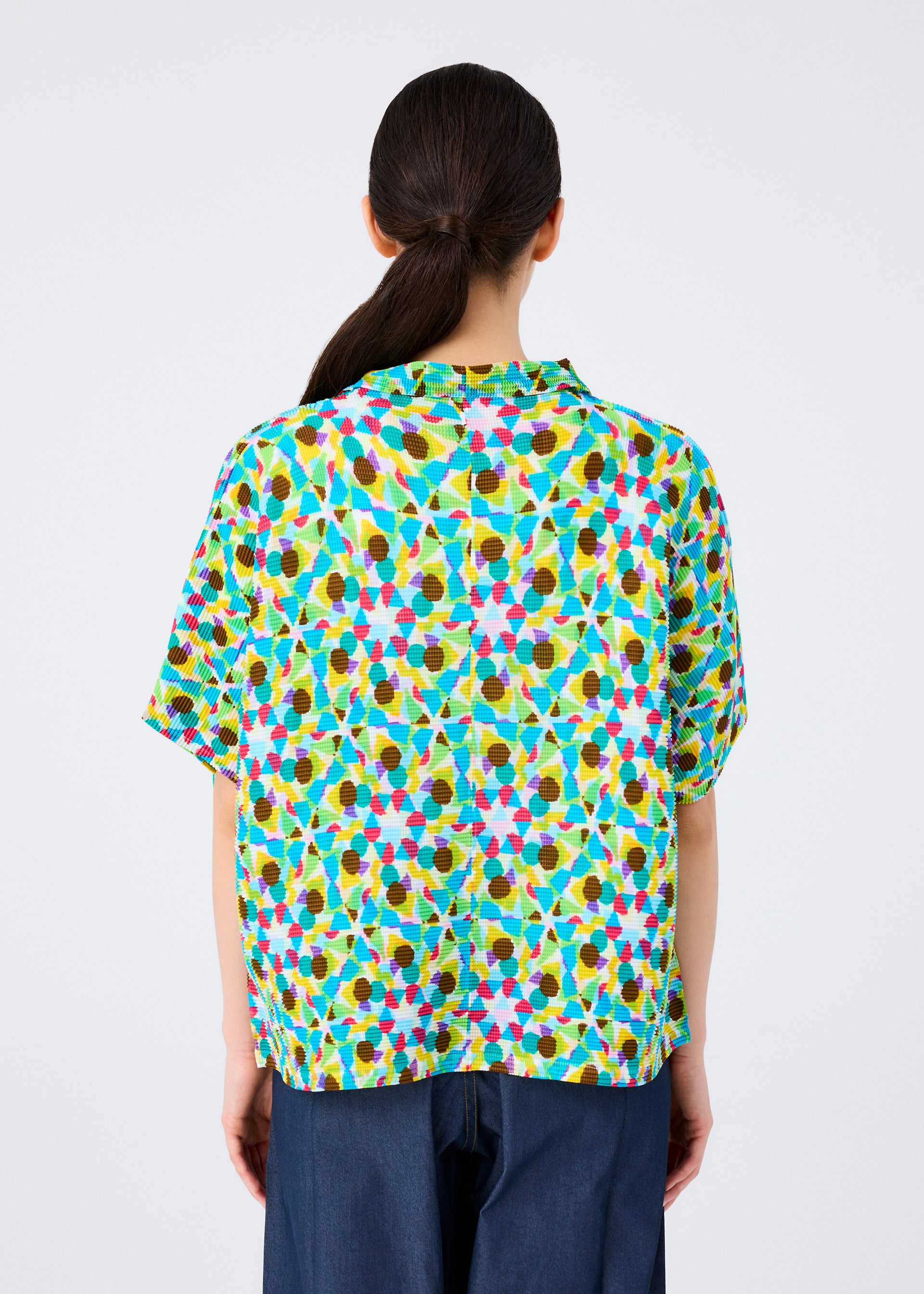KALEIDOSCOPE – isseymiyake.com