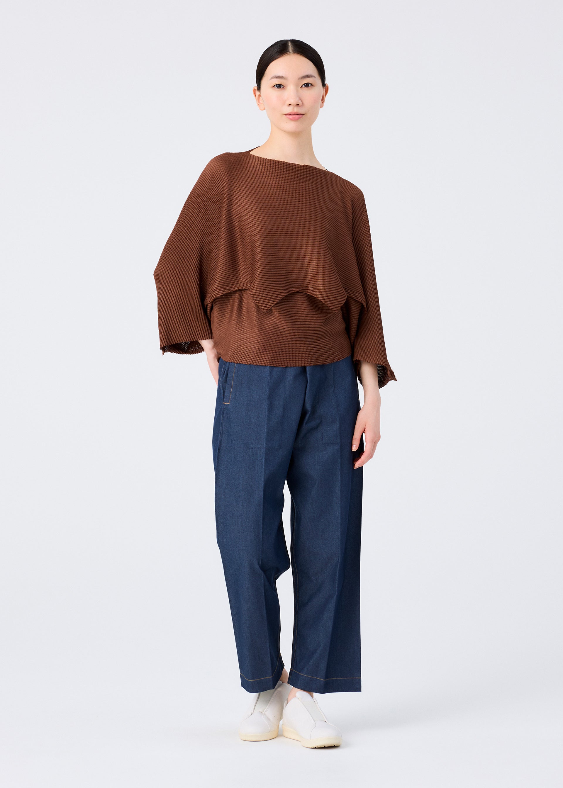 GIZA GIZA KNIT STRETCH PLEATS – isseymiyake.com