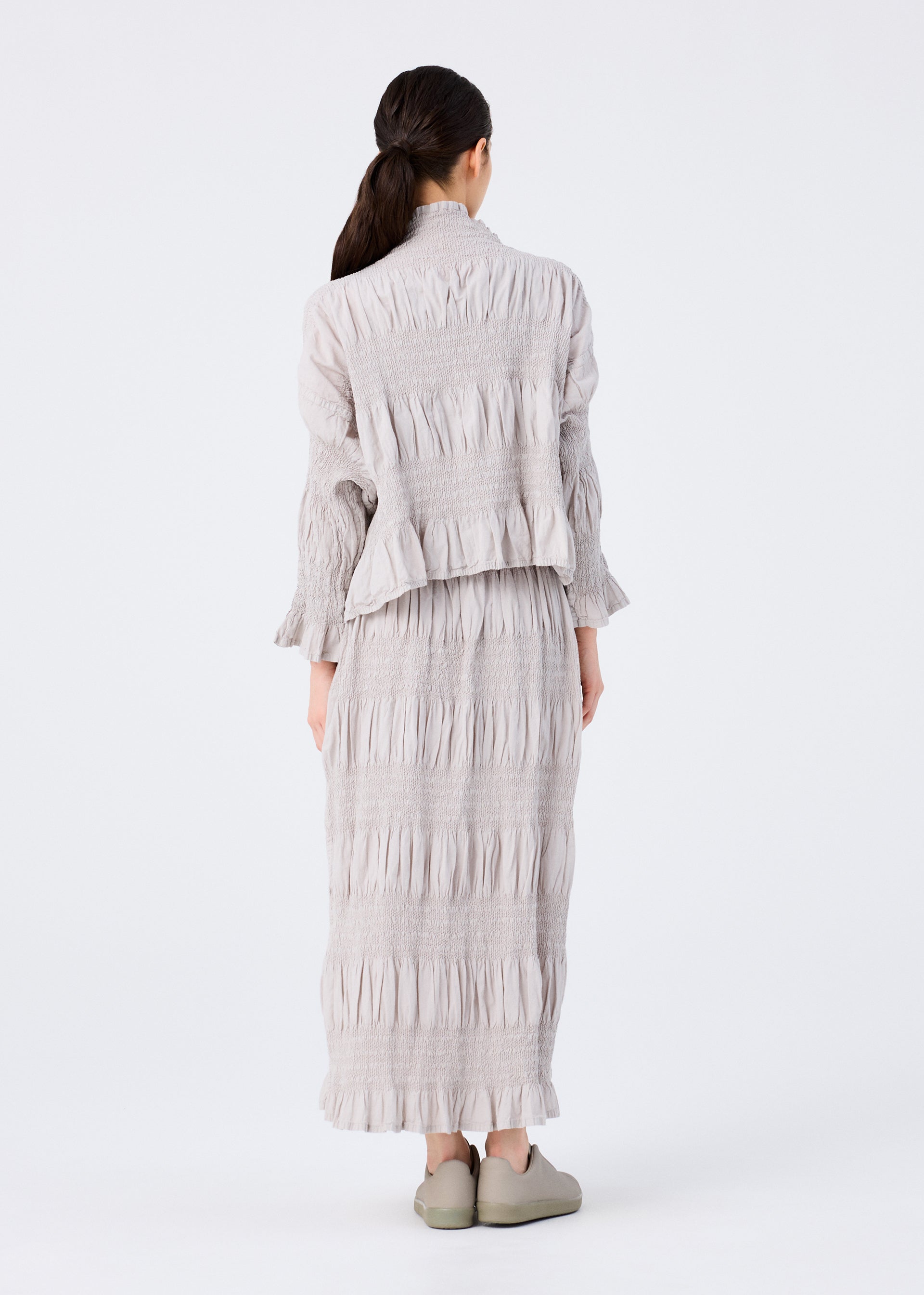 SHRINK STRIPE – isseymiyake.com