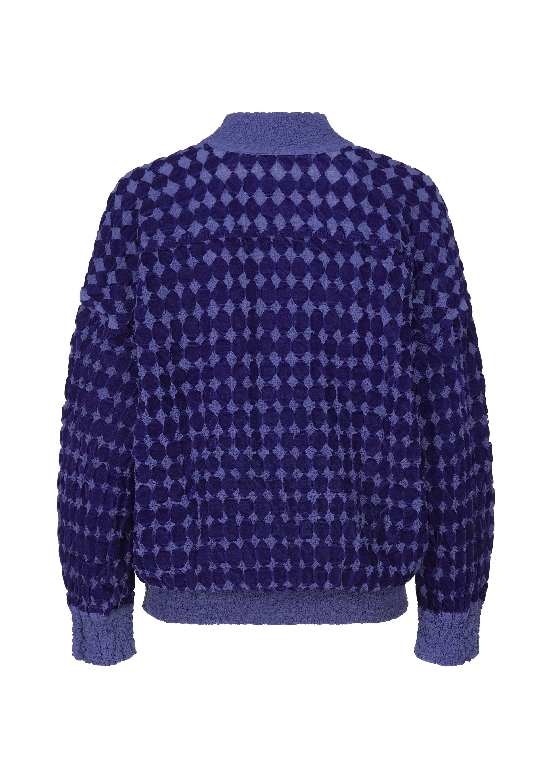 DIAMOND FLOCKY CAULIFLOWER – isseymiyake.com