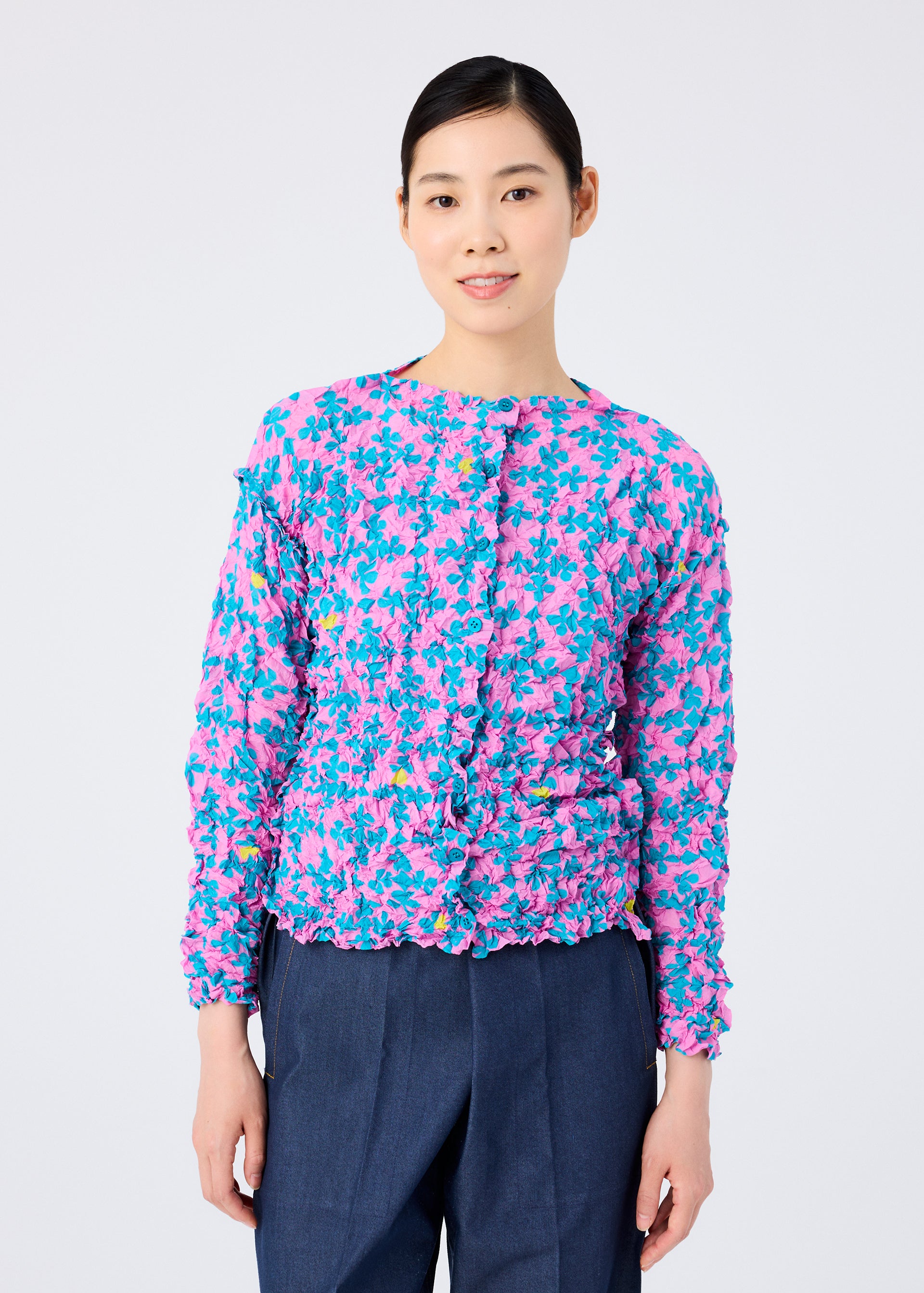 SUIT MERINGUE TOP – isseymiyake.com